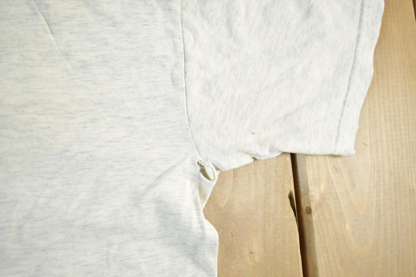 Other Clothing > Gender Neutral Adult Clothing > Hoodies & Sweatshirts > Sweatshirts Vintage 1990s Russell Athletics Blank Embroidered T-Shirt Men's Large Men's Medium