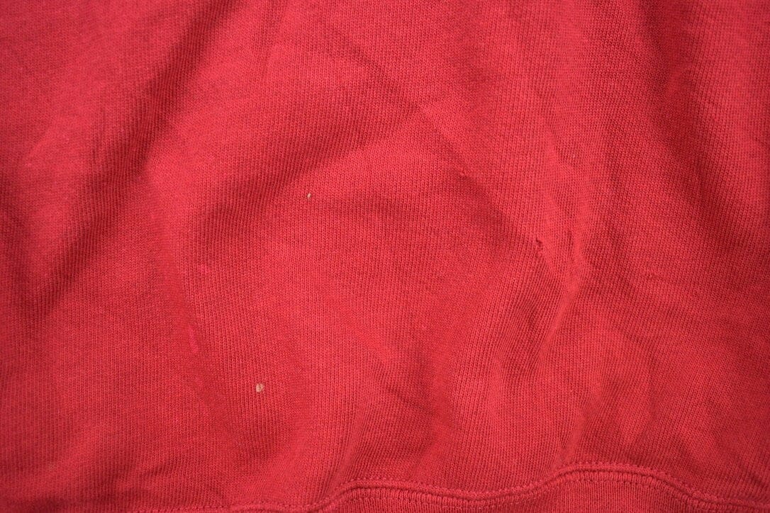 Other Clothing > Gender Neutral Adult Clothing > Hoodies & Sweatshirts > Sweatshirts Vintage 1990s Russell Athletics Blank Red Crewneck Sweatshirt Men's Medium