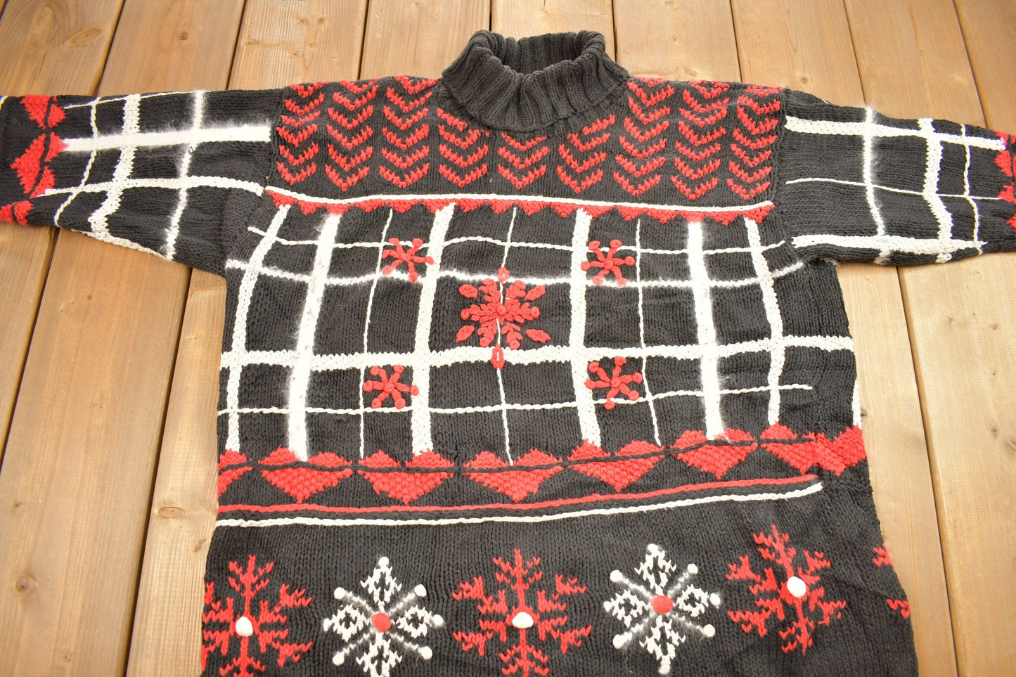 Other Clothing > Gender Neutral Adult Clothing > Hoodies & Sweatshirts > Sweatshirts Vintage 1990s Saks Fifth Avenue Winter Theme Turtleneck Sweater Men's Medium