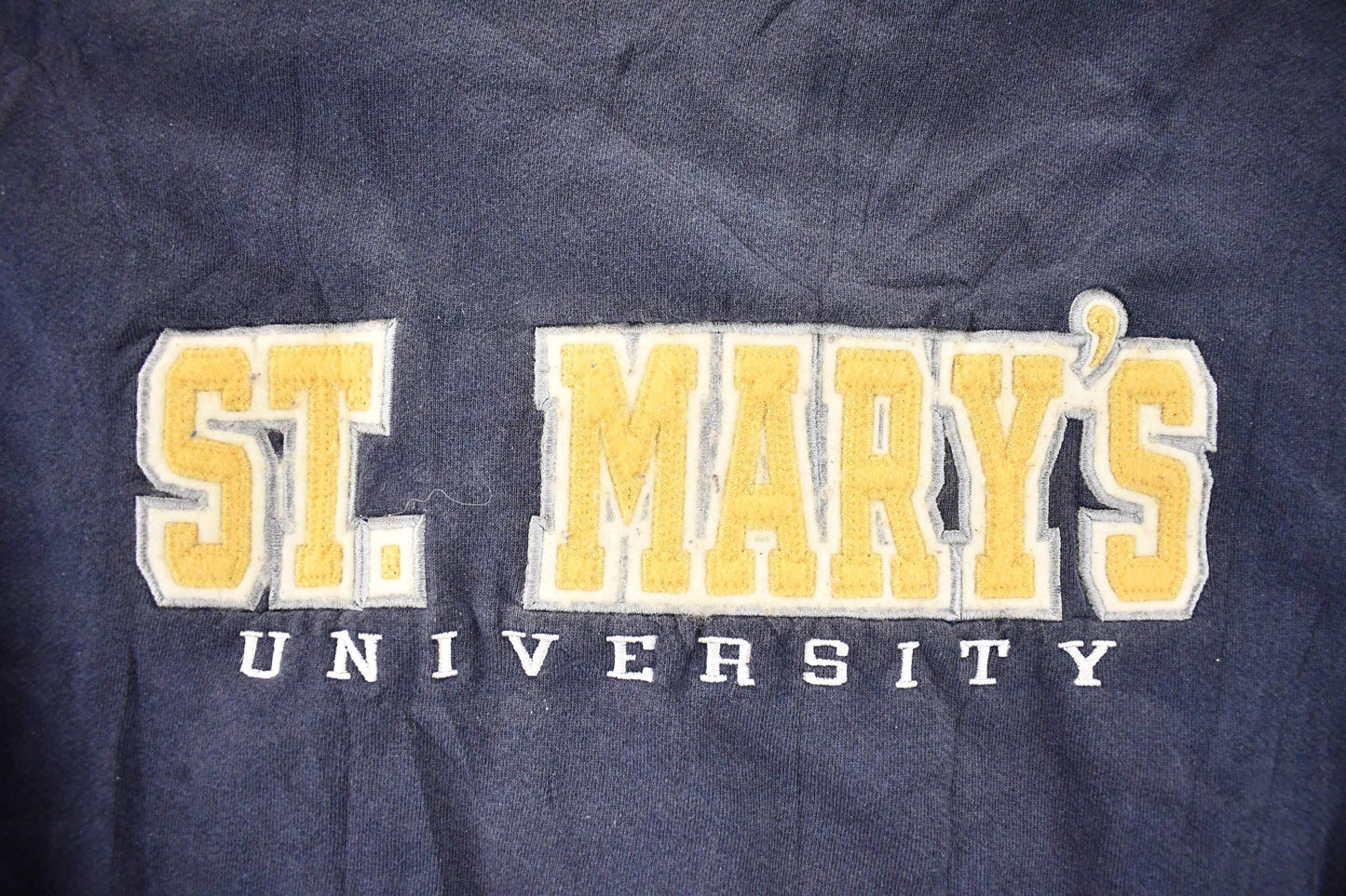 Other Clothing > Gender Neutral Adult Clothing > Hoodies & Sweatshirts > Sweatshirts Vintage 1990s St Mary's University Jansport Crewneck Sweatshirt Mens M