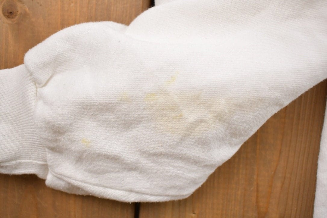 Other Clothing > Gender Neutral Adult Clothing > Hoodies & Sweatshirts > Sweatshirts Vintage 1990s Teddy Bear Crewneck Sweater Men's Medium