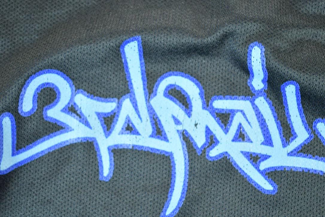 Other Clothing > Gender Neutral Adult Clothing > Hoodies & Sweatshirts > Sweatshirts Vintage 1990s Third Rail Mesh Crewneck Sweatshirt Mens L