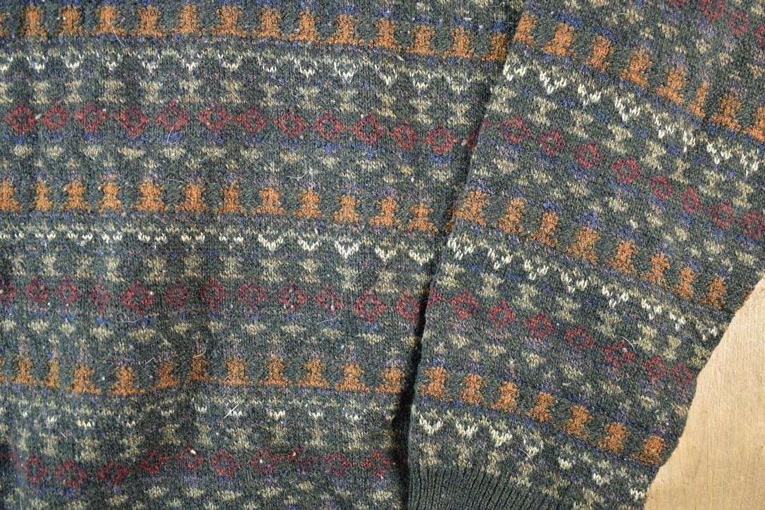Other Clothing > Gender Neutral Adult Clothing > Hoodies & Sweatshirts > Sweatshirts Vintage 1990s Towncraft Knit Abstract Pattern Crewneck Sweater Mens L