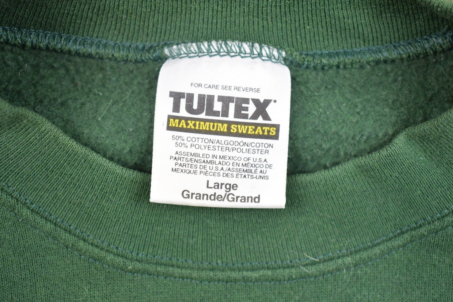 Other Clothing > Gender Neutral Adult Clothing > Hoodies & Sweatshirts > Sweatshirts Vintage 1990s Tultex Kitten Fireplace Crewneck Sweatshirt Men's Large