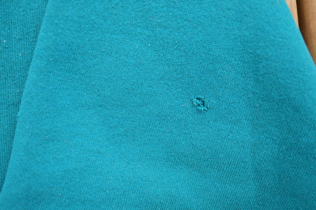 Other Clothing > Gender Neutral Adult Clothing > Hoodies & Sweatshirts > Sweatshirts Vintage 1990s USA Olympic Blank Crewneck Sweatshirt Men's Large