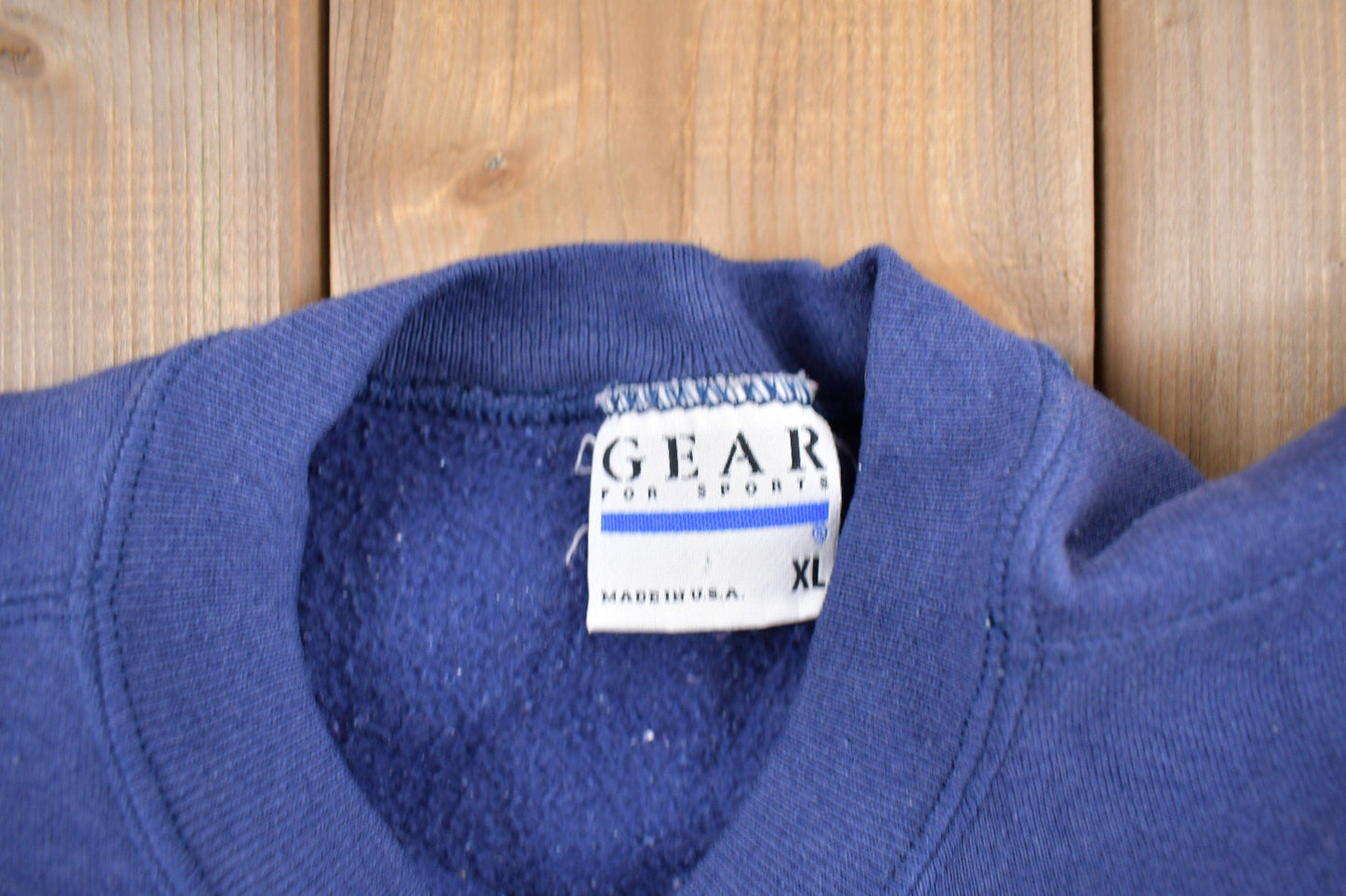 Other Clothing > Gender Neutral Adult Clothing > Hoodies & Sweatshirts > Sweatshirts Vintage 1990s Wartburg College Collegiate Crewneck Men's Large