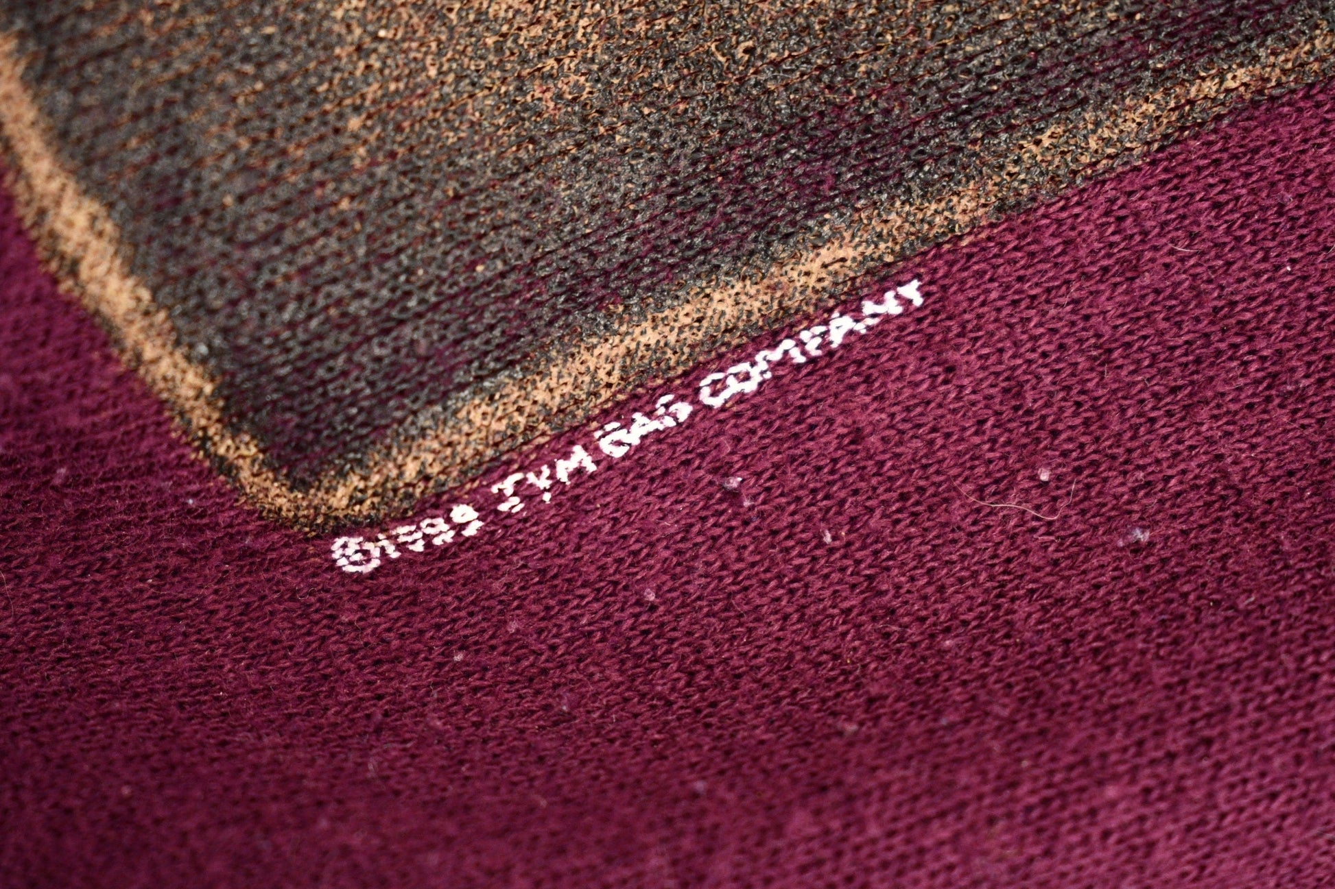 Other Clothing > Gender Neutral Adult Clothing > Hoodies & Sweatshirts > Sweatshirts Vintage 1999 Cute Christmas Teddy Bear Graphic Crewneck Sweater Men's XL