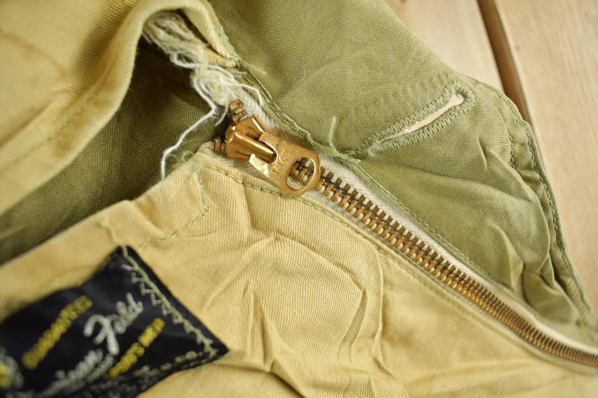 Other Clothing > Gender Neutral Adult Clothing > Jackets & Coats Vintage 1950s American Field Hunting Jacket Men's Large