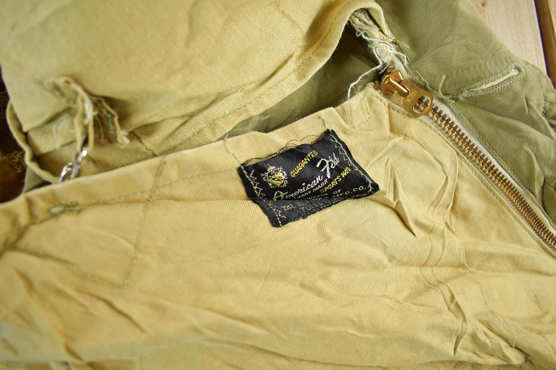 Other Clothing > Gender Neutral Adult Clothing > Jackets & Coats Vintage 1950s American Field Hunting Jacket Men's Large