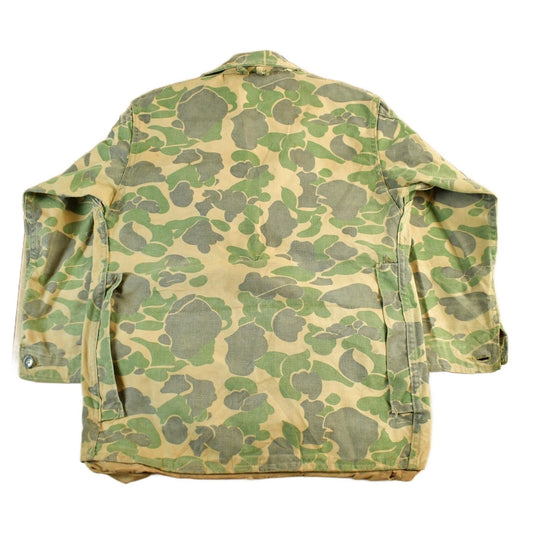 Other Clothing > Gender Neutral Adult Clothing > Jackets & Coats Vintage 1960s Bullseye Bill Duck Camo Canvas Hunting Jacket Men's Small