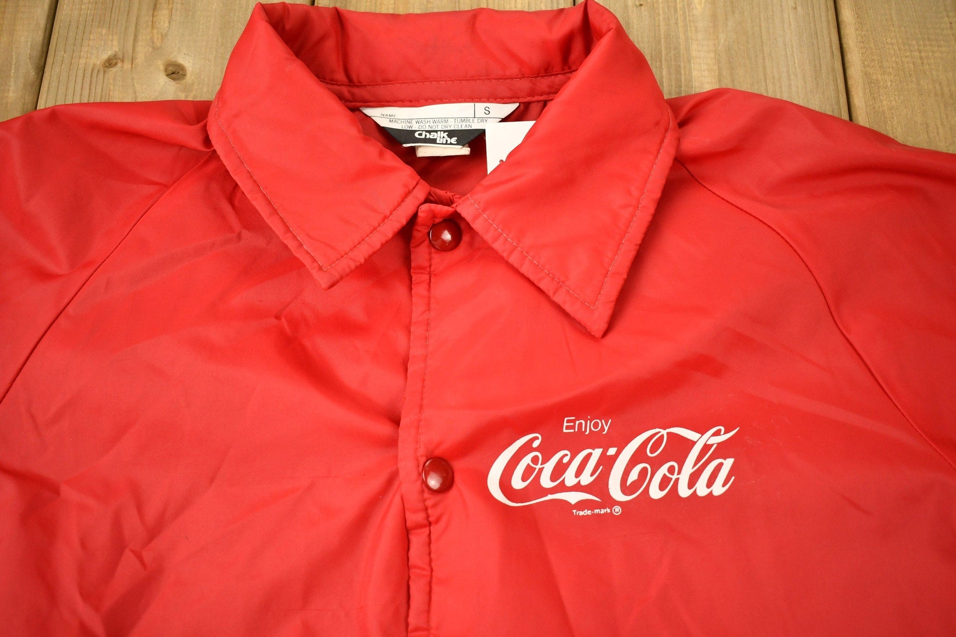 Other Clothing > Gender Neutral Adult Clothing > Jackets & Coats Vintage 1970s Coca-Cola Embroidered Chalk Line Windbreaker Jacket Men's Medium