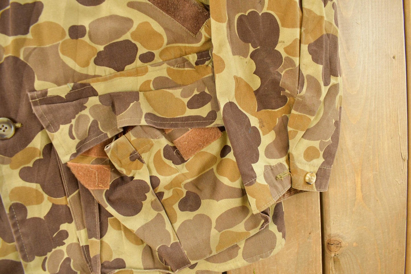 Other Clothing > Gender Neutral Adult Clothing > Jackets & Coats Vintage 1980s Game Winner Duck Camouflage Canvas Hunting Jacket Men's Medium