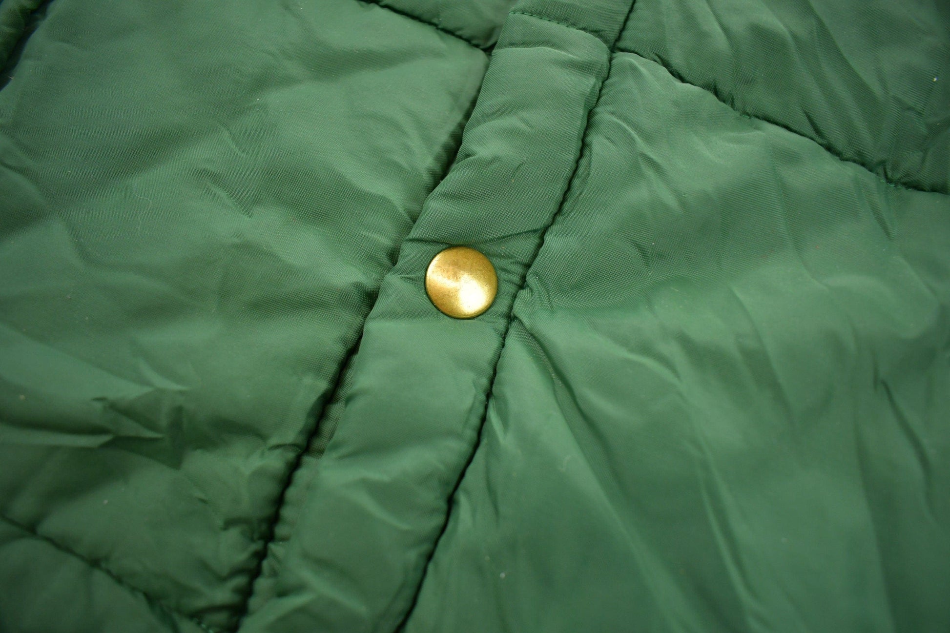 Other Clothing > Gender Neutral Adult Clothing > Jackets & Coats Vintage 1980s Green Dekalb Hunting Vest Men's Large