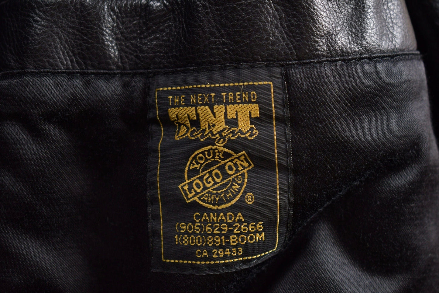 Other Clothing > Gender Neutral Adult Clothing > Jackets & Coats Vintage 1990s Casino Niagara Leather Varsity Jacket Men's Medium