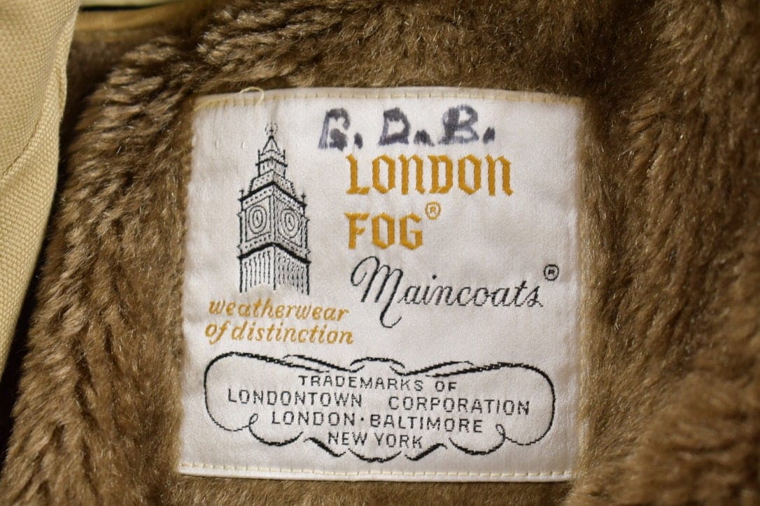 Other Clothing > Gender Neutral Adult Clothing > Jackets & Coats Vintage 1990s Full Length Trench Coat Men's Large