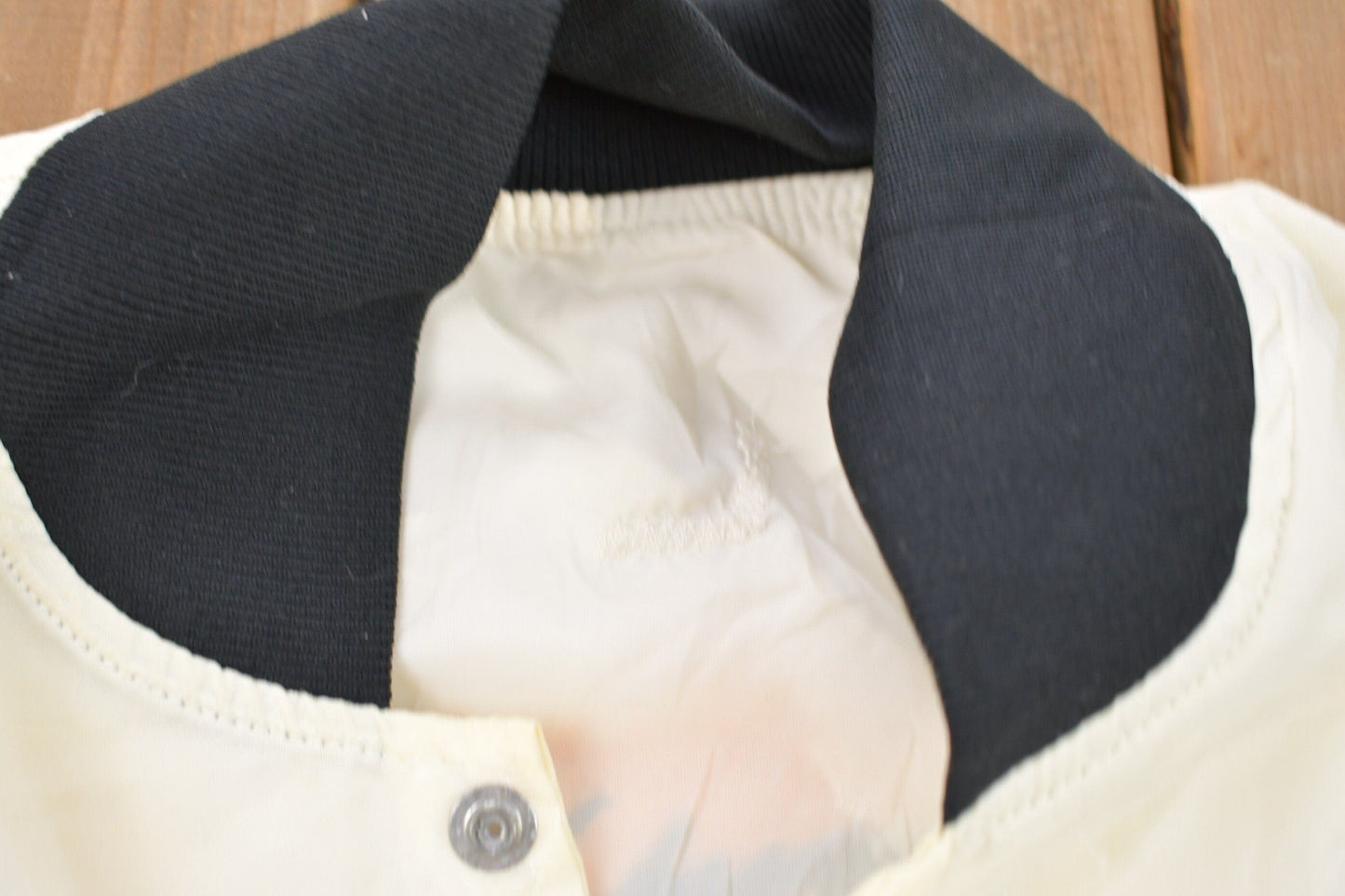 Other Clothing > Gender Neutral Adult Clothing > Jackets & Coats Vintage 1990s Lion Bomber Jacket Men's XL