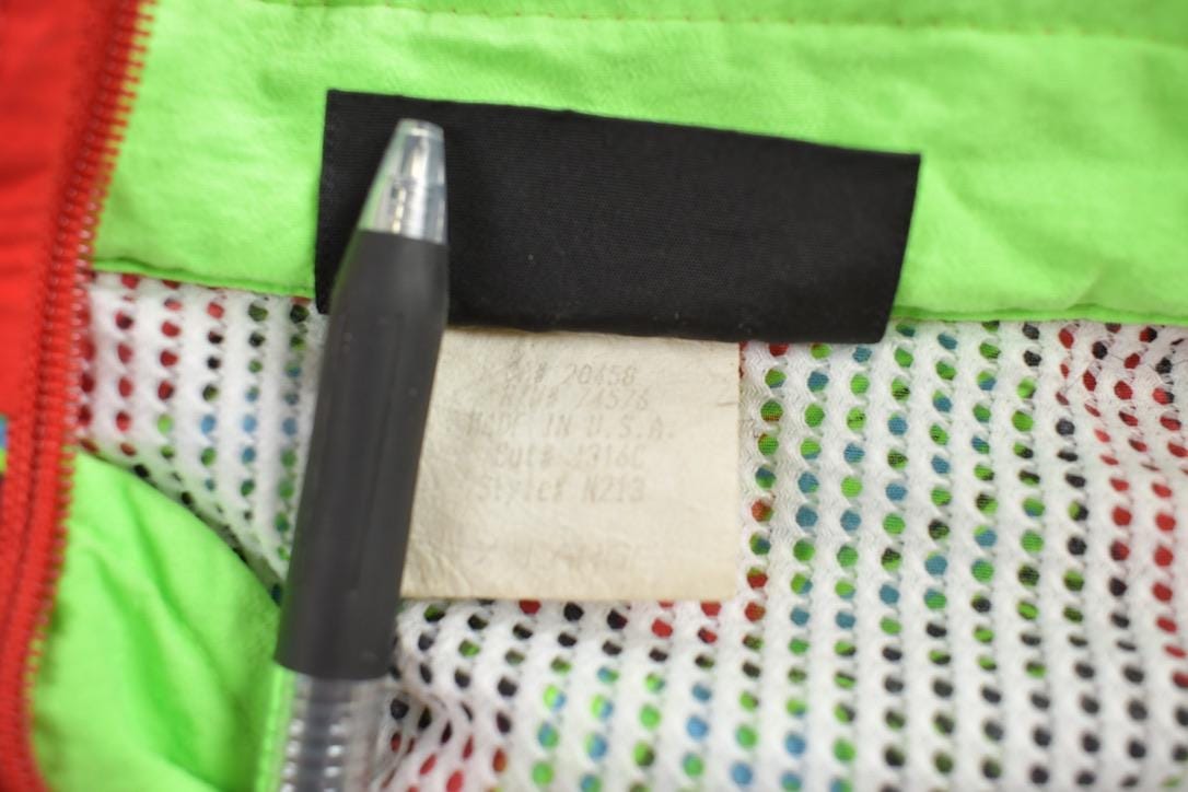 Other Clothing > Gender Neutral Adult Clothing > Jackets & Coats Vintage 1990s Nashbar Cycling Abstract Pattern Windbreaker Jacket Men's 2XL