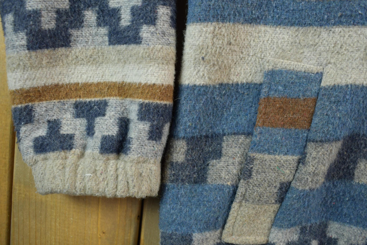 Other Clothing > Gender Neutral Adult Clothing > Jackets & Coats Vintage 1990s New York Girl Hooded Field Jacket Abstract Wool Men's Large