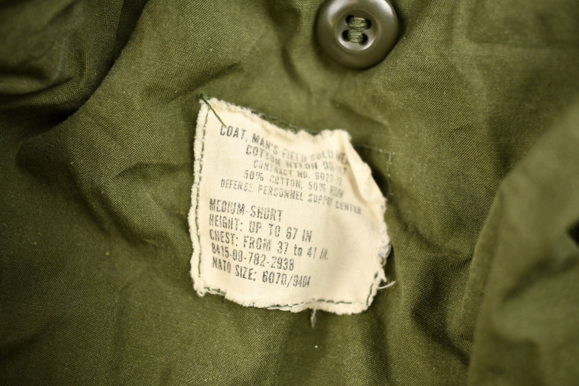 Other Clothing > Gender Neutral Adult Clothing > Jackets & Coats Vintage 2000 Military Cold Weather Field Coat Men's Large