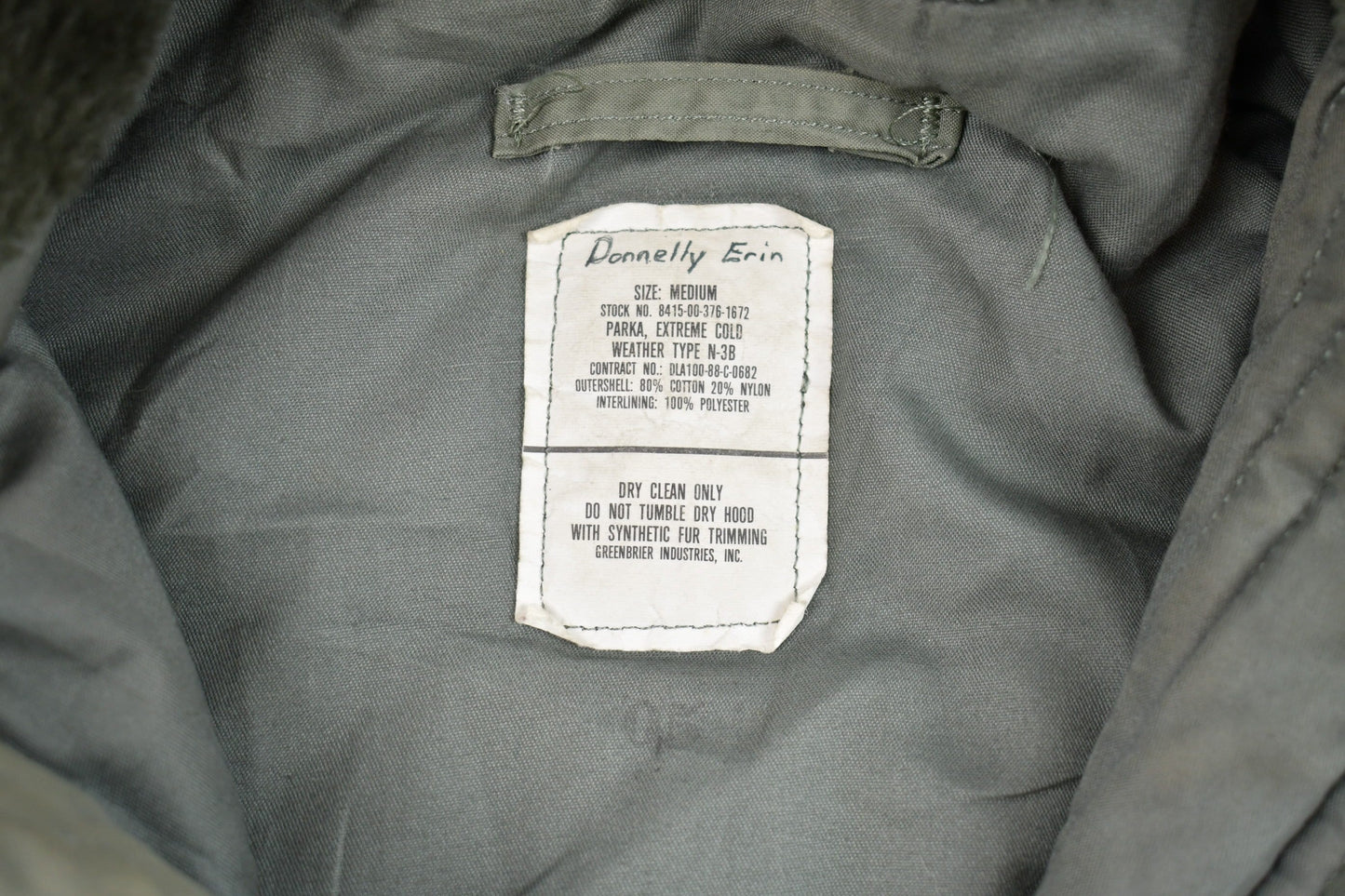 Other Clothing > Gender Neutral Adult Clothing > Jackets & Coats Vintage 2000 Military Parka Men's Medium