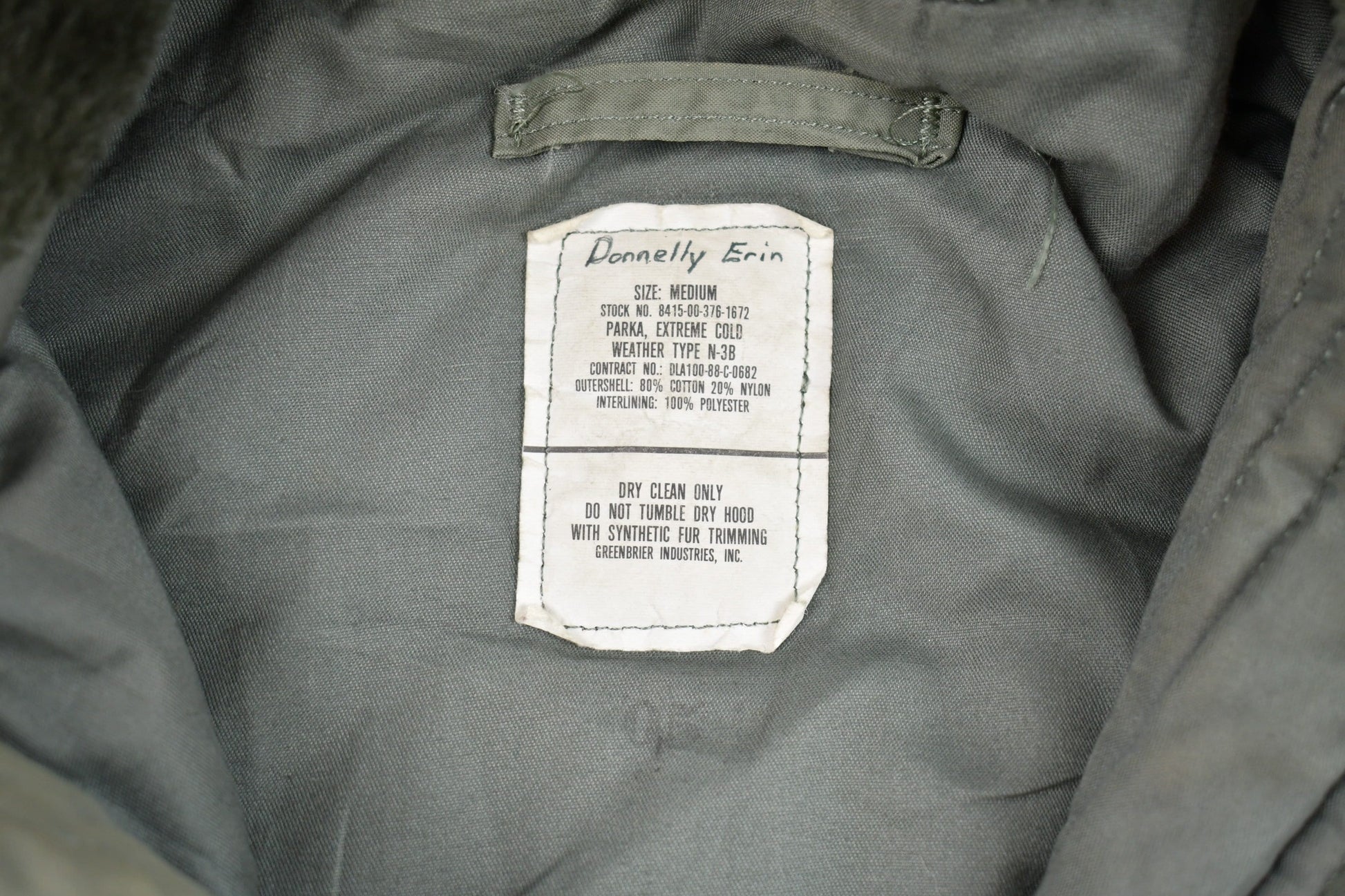 Other Clothing > Gender Neutral Adult Clothing > Jackets & Coats Vintage 2000 Military Parka Men's Medium