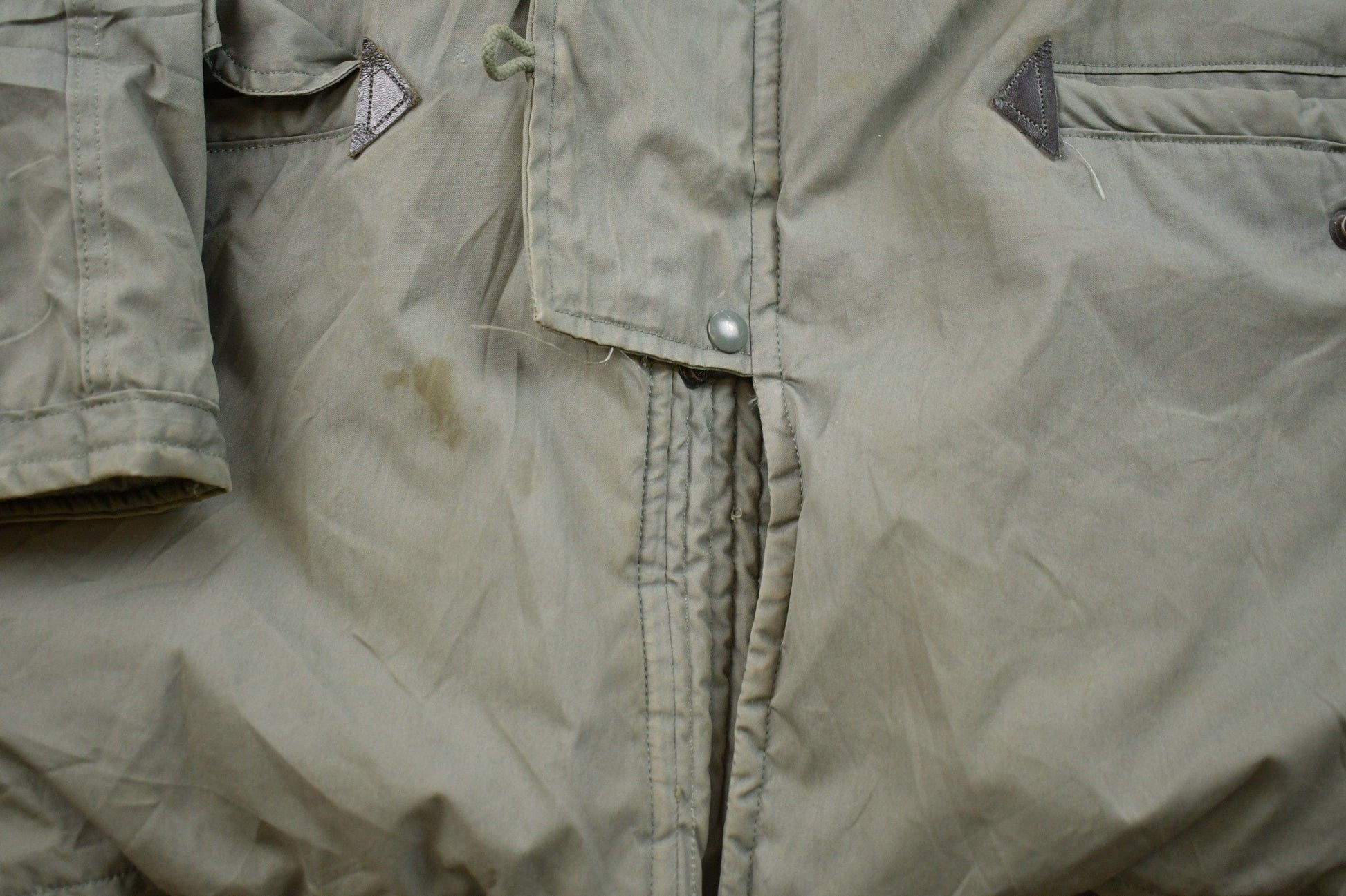 Other Clothing > Gender Neutral Adult Clothing > Jackets & Coats Vintage 2000 Military Parka Men's Medium