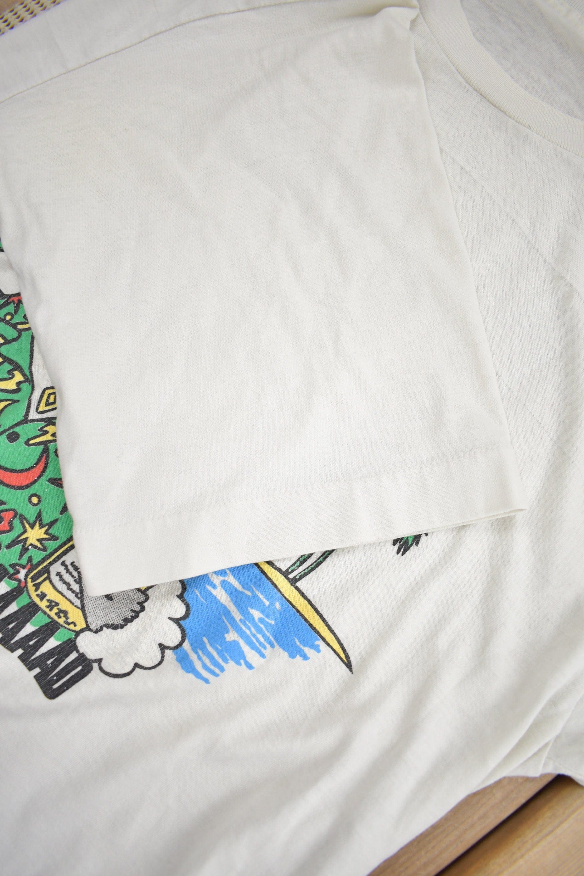 Other Clothing > Gender Neutral Adult Clothing > Tops & Tees > T Shirts Vintage 1980s Lamb's Rum "So Good Its Baaaad" Graphic T Shirt Men's M