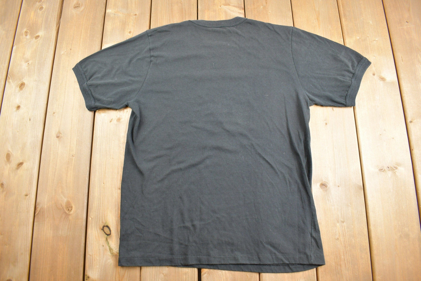 Other Clothing > Gender Neutral Adult Clothing > Tops & Tees > T Shirts Vintage 1980s Manitoba Great Northern Pike Theme Graphic T-Shirt Men's Medium