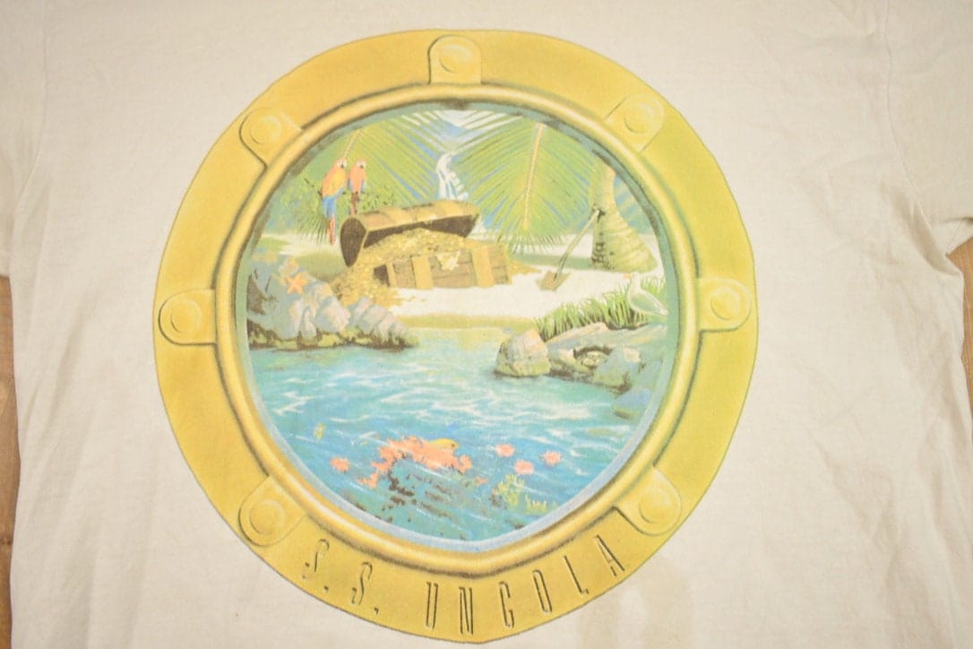 Other Clothing > Gender Neutral Adult Clothing > Tops & Tees > T Shirts Vintage 1980s Nature Theme Graphic T-Shirt Men's Large