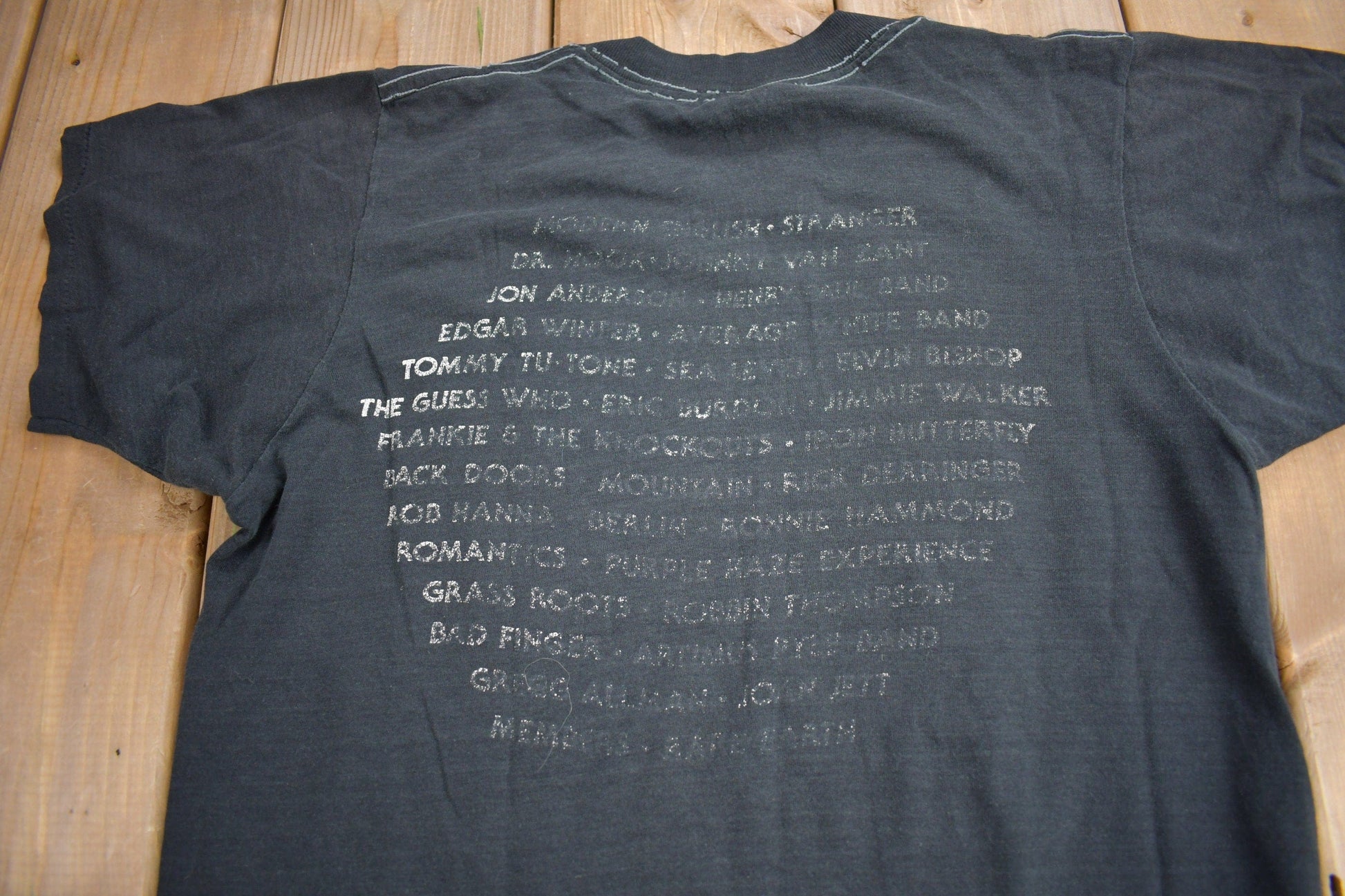 Other Clothing > Gender Neutral Adult Clothing > Tops & Tees > T Shirts Vintage 1980s The Rocking' Crown Concert Club Souvenir T Shirt Men's Small