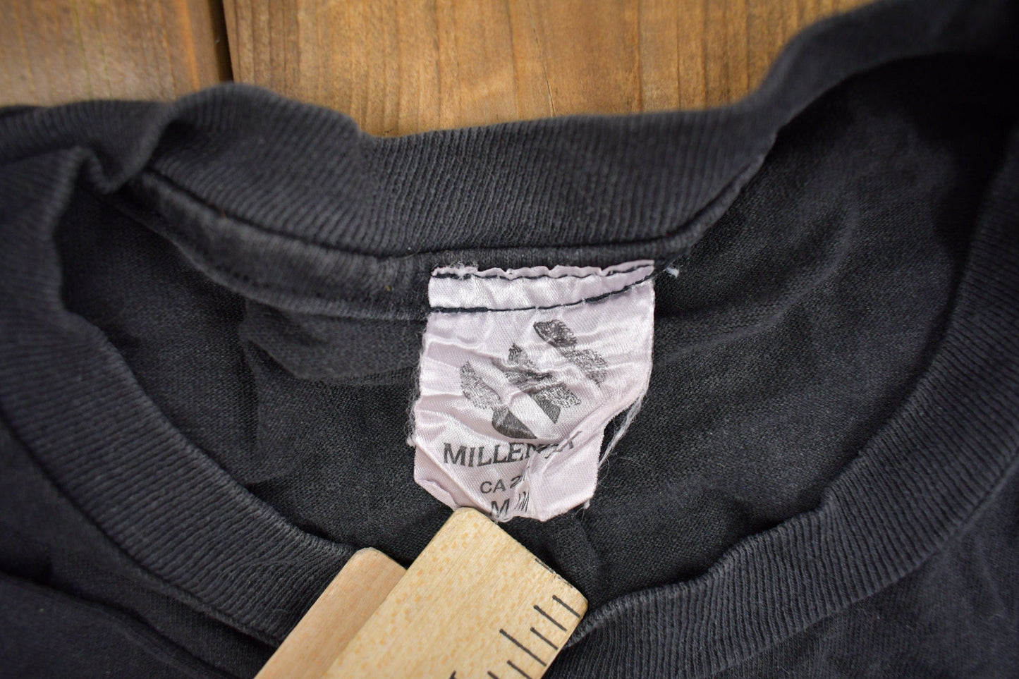 Other Clothing > Gender Neutral Adult Clothing > Tops & Tees > T Shirts Vintage 1980s Toronto Canada Graphic Souvenir T Shirt Men's Large