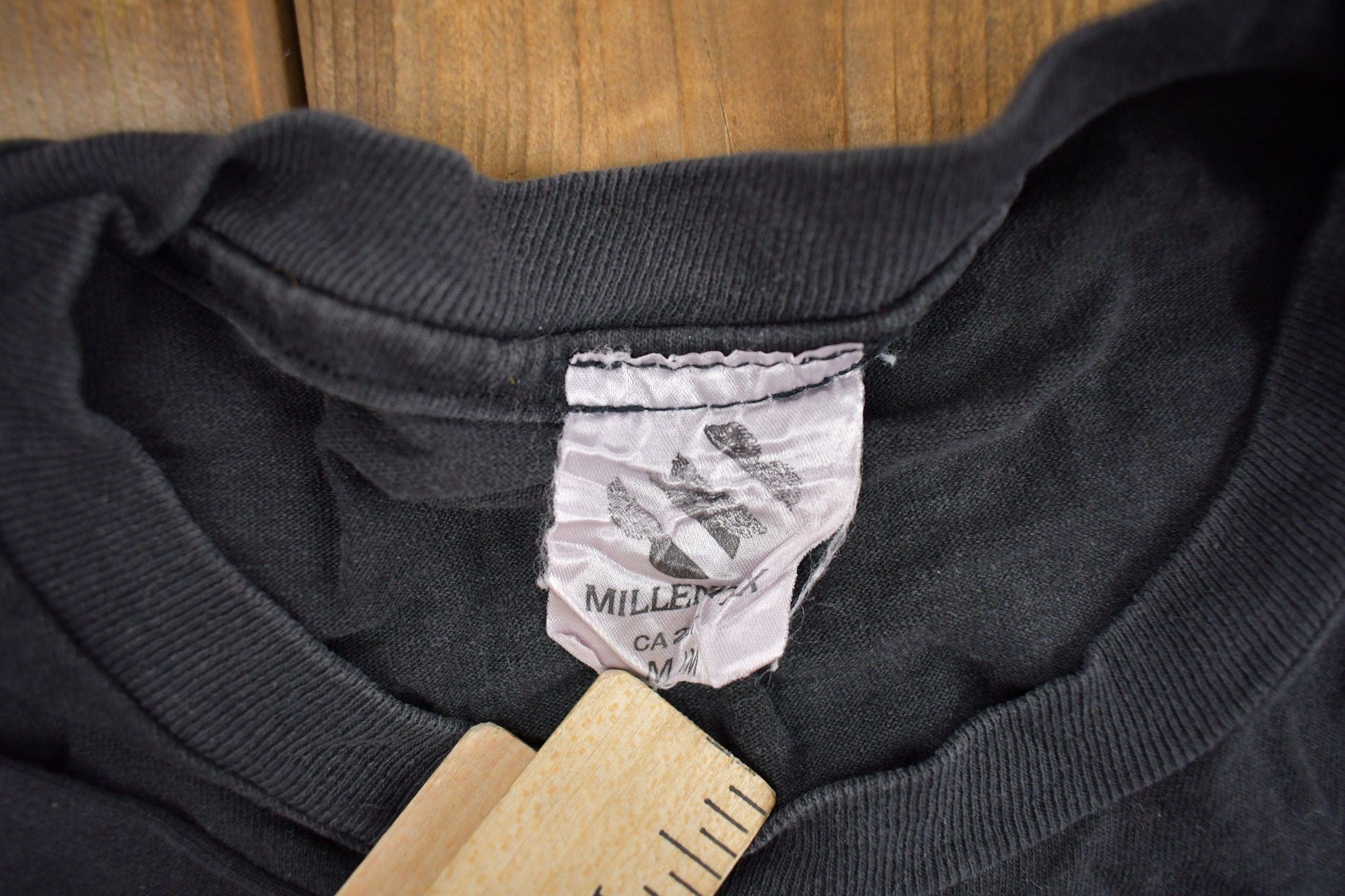 Other Clothing > Gender Neutral Adult Clothing > Tops & Tees > T Shirts Vintage 1980s Toronto Canada Graphic Souvenir T Shirt Men's Large