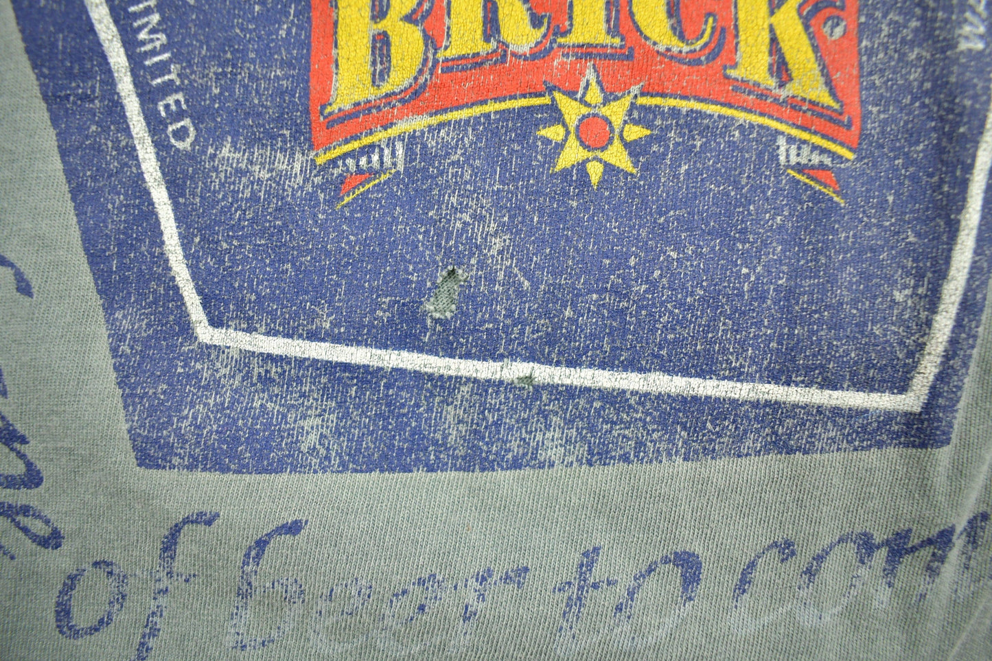 Other Clothing > Gender Neutral Adult Clothing > Tops & Tees > T Shirts Vintage 1990s Amber Dry Brick Souvenir T Shirt Men's XL