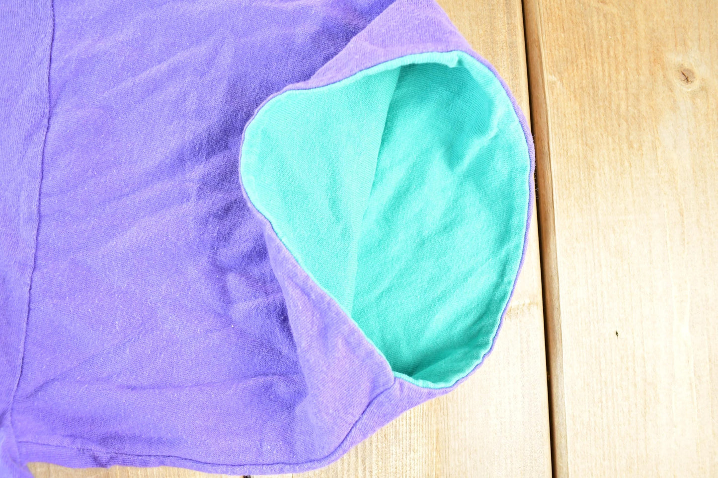 Other Clothing > Gender Neutral Adult Clothing > Tops & Tees > T Shirts Vintage 1990s HP Ride The Wave Response Centre Souvenir Double Collar T-Shirt Mens XL