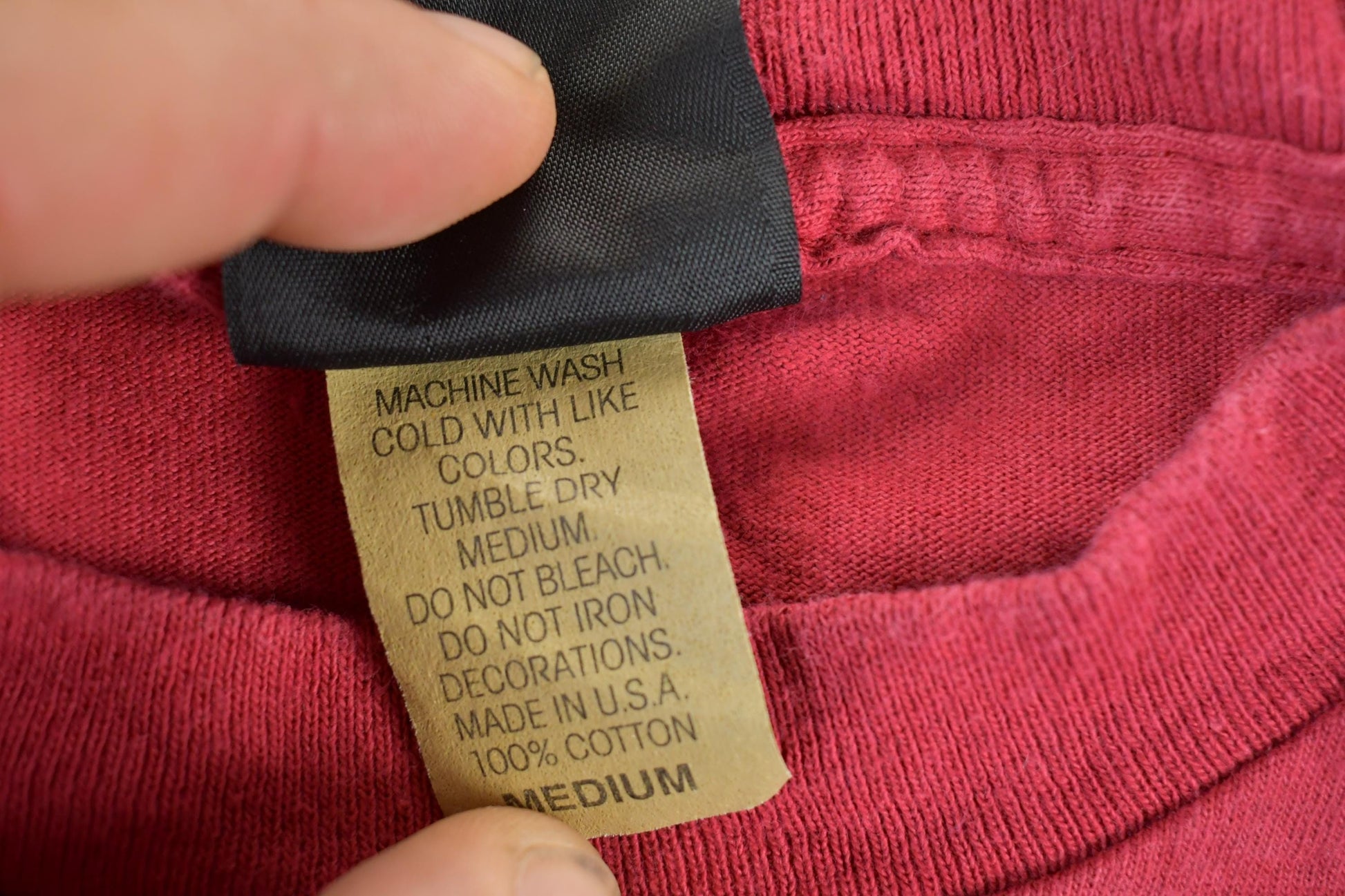 Other Clothing > Gender Neutral Adult Clothing > Tops & Tees > T Shirts Vintage 1990s Rocky Mountain National Park Prairie Mountain Souvenir T-Shirt Mens M