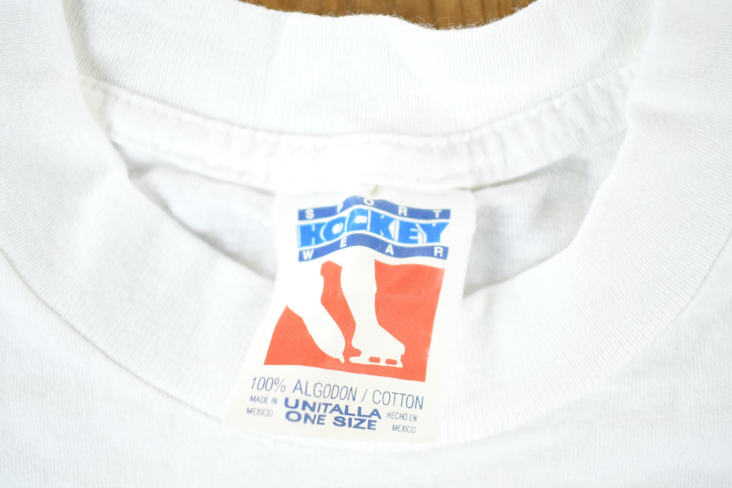 Other Clothing > Gender Neutral Adult Clothing > Tops & Tees > T Shirts Vintage 1990s Royal Cruises The World Of Vacations Souvenir T-Shirt Mens L