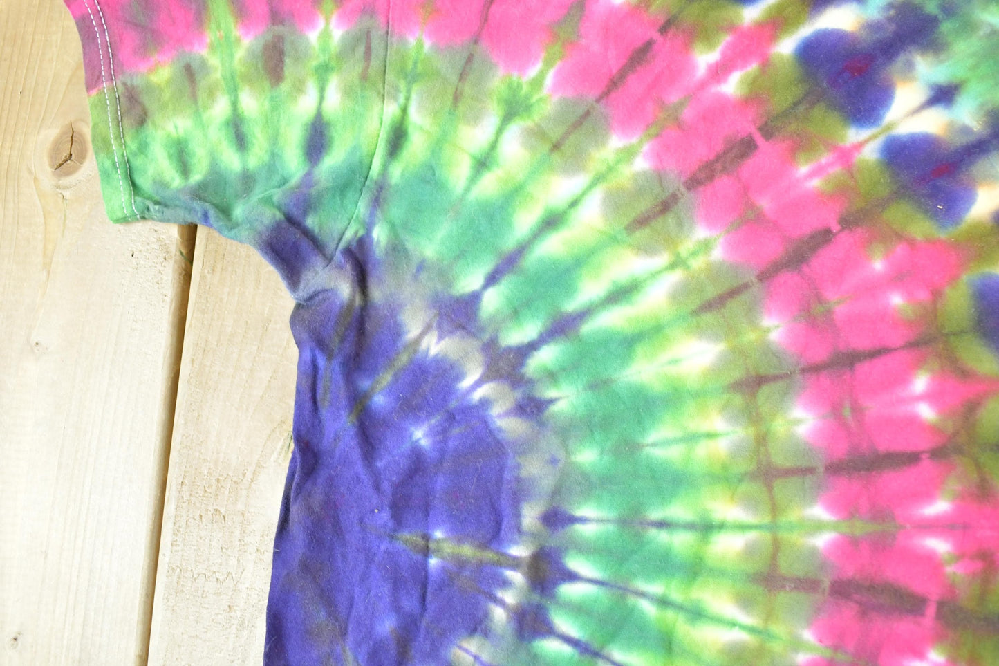 Other Clothing > Gender Neutral Adult Clothing > Tops & Tees > T Shirts Vintage 1990s Tie Dye Souvenir T-Shirt Mens L