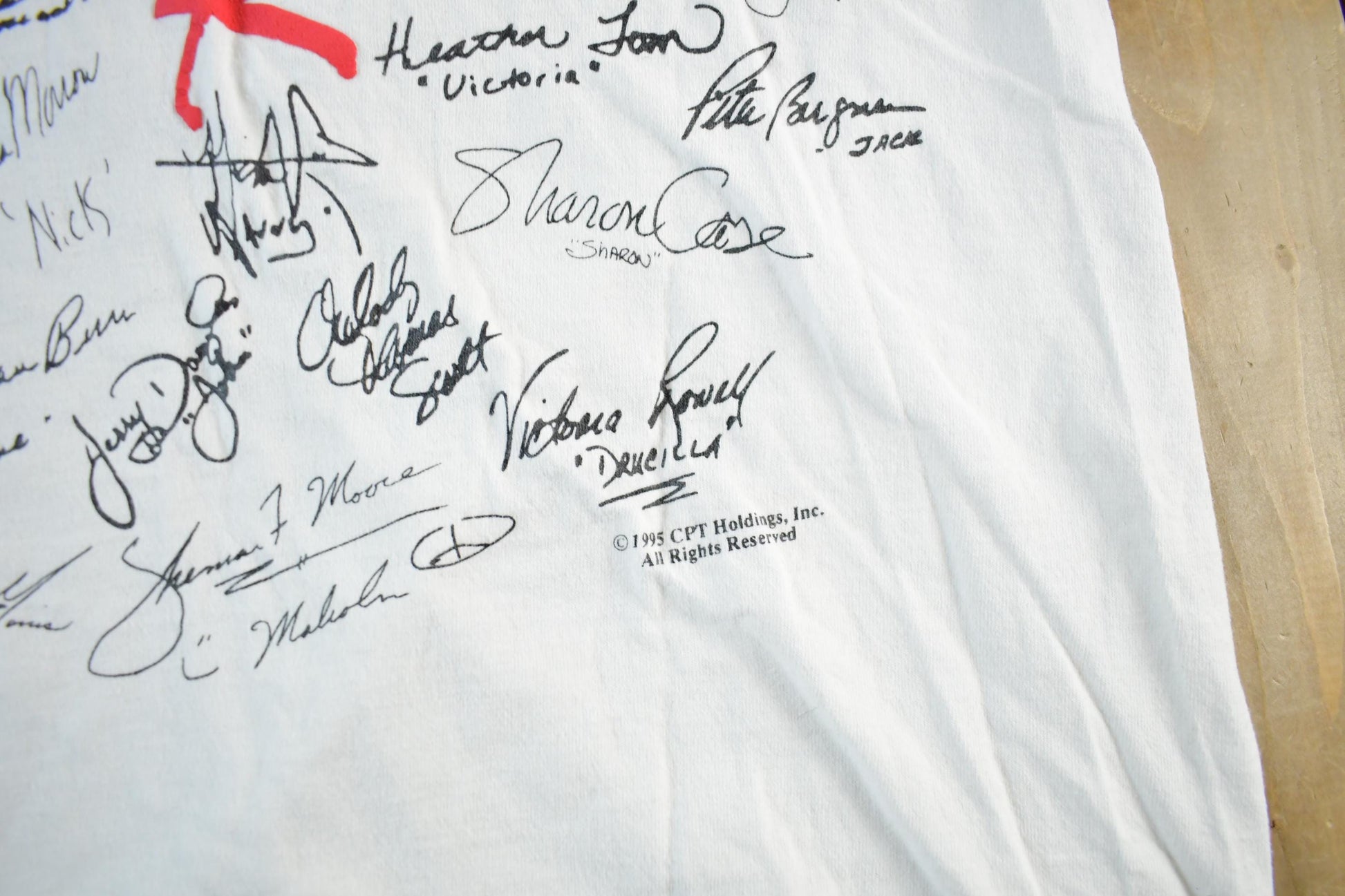 Other Clothing > Gender Neutral Adult Clothing > Tops & Tees > T Shirts Vintage 1995 The Young & The Restless T-Shirt Men's Large