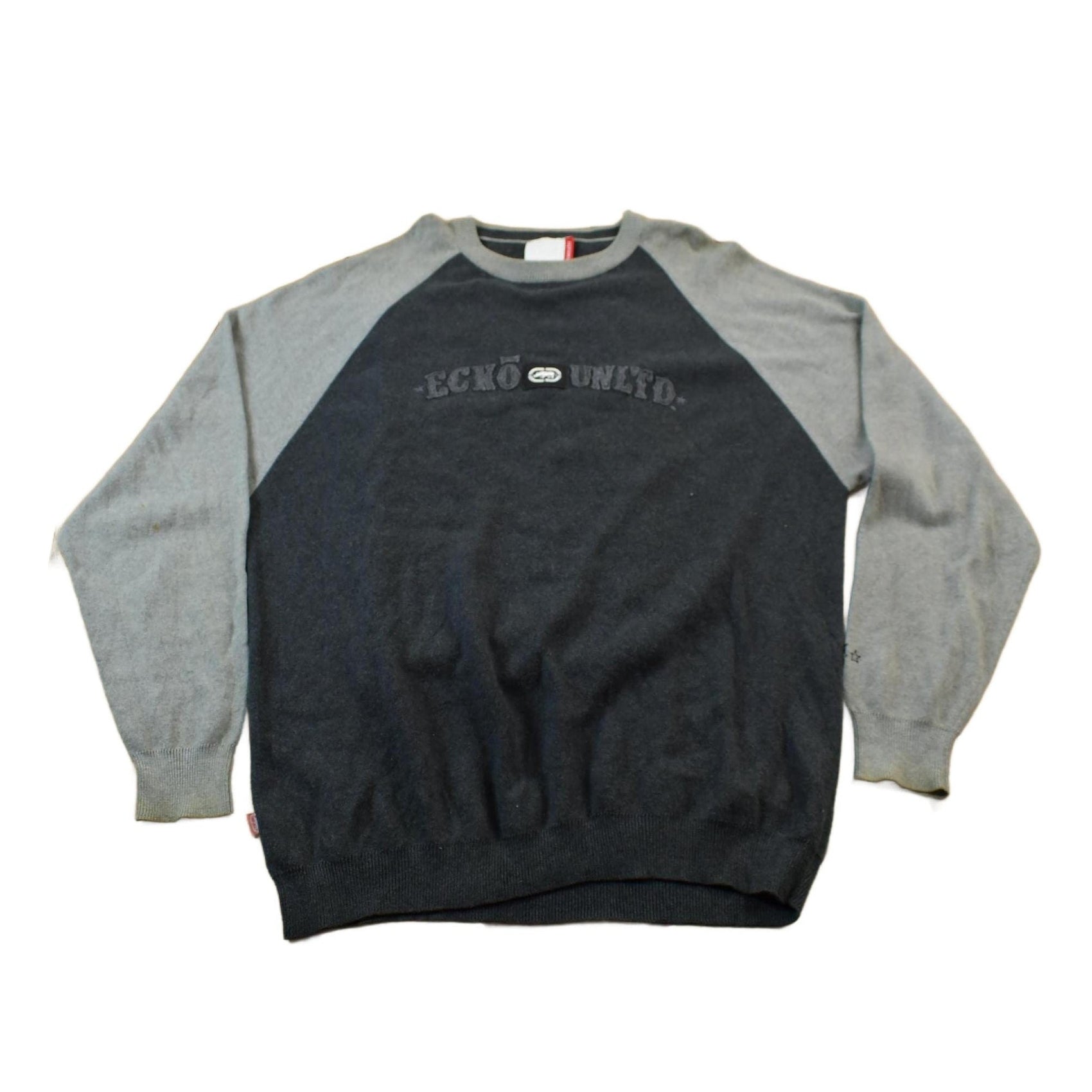 Other Clothing > Gender Neutral Adult Clothing > Tops & Tees > T Shirts Vintage 2000s Ecko Unlimited Embroidered Long Sleeve T-Shirt Men's XL