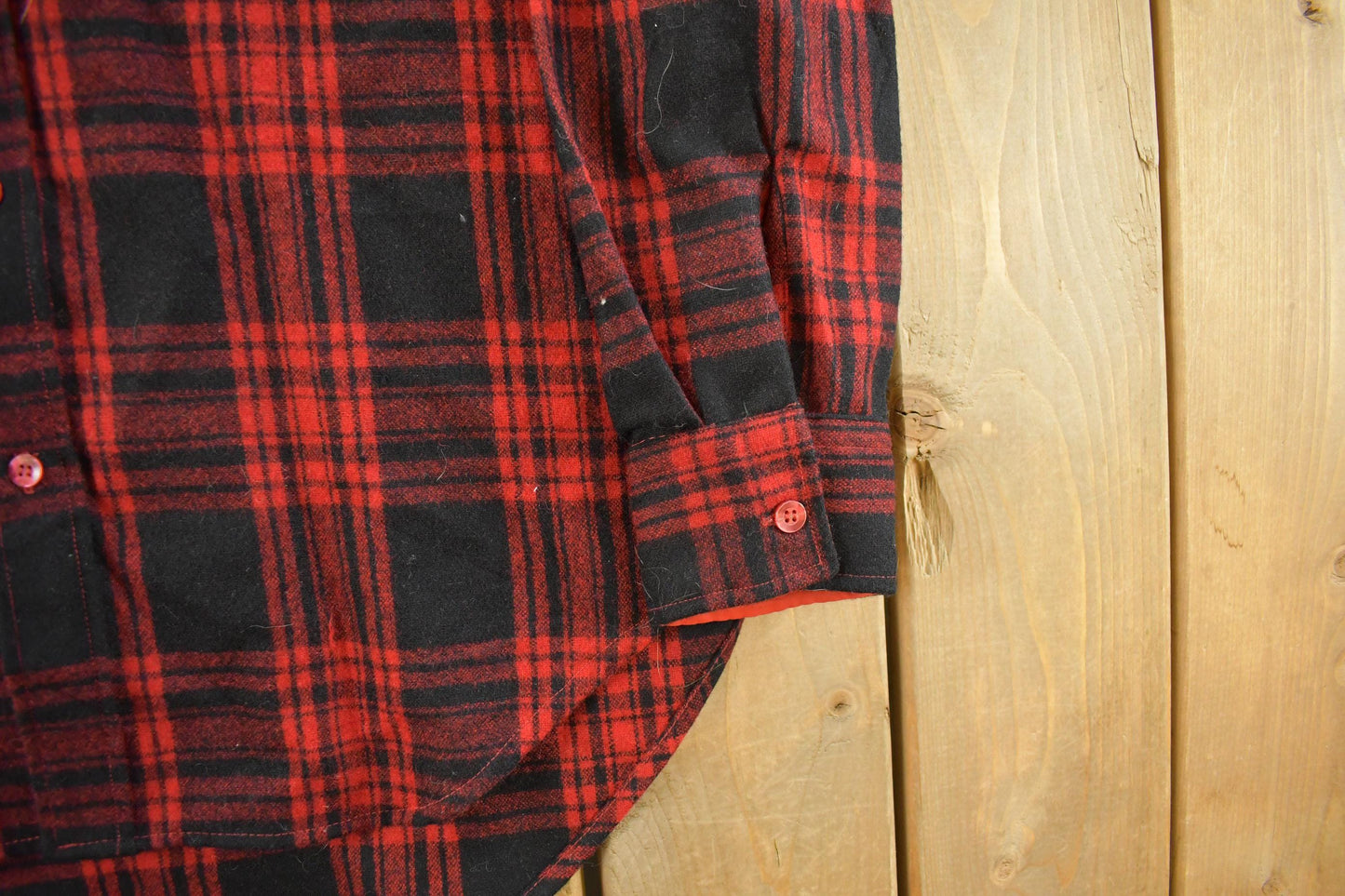 Other Clothing > Men's Clothing > Shirts & Tees > Oxfords & Button Downs Vintage 1960s Field & Stream Gordon Ferguson Co Wool Plaid Flannel Button Up Shirt Men's Large