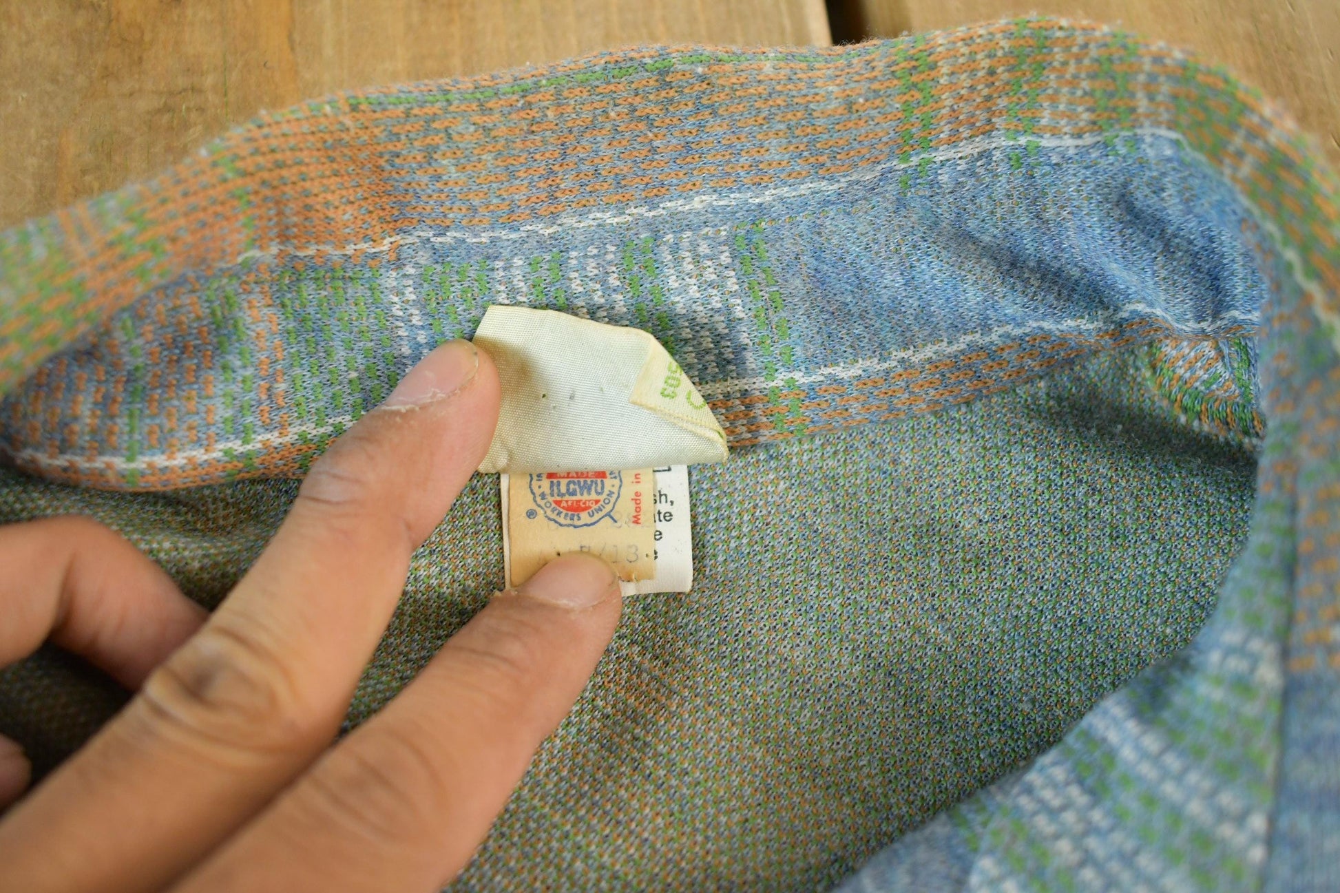 Other Clothing > Men's Clothing > Shirts & Tees > Oxfords & Button Downs Vintage 1970s Douglas Mare Plaid Flannel Button Up Shirt Men's Large