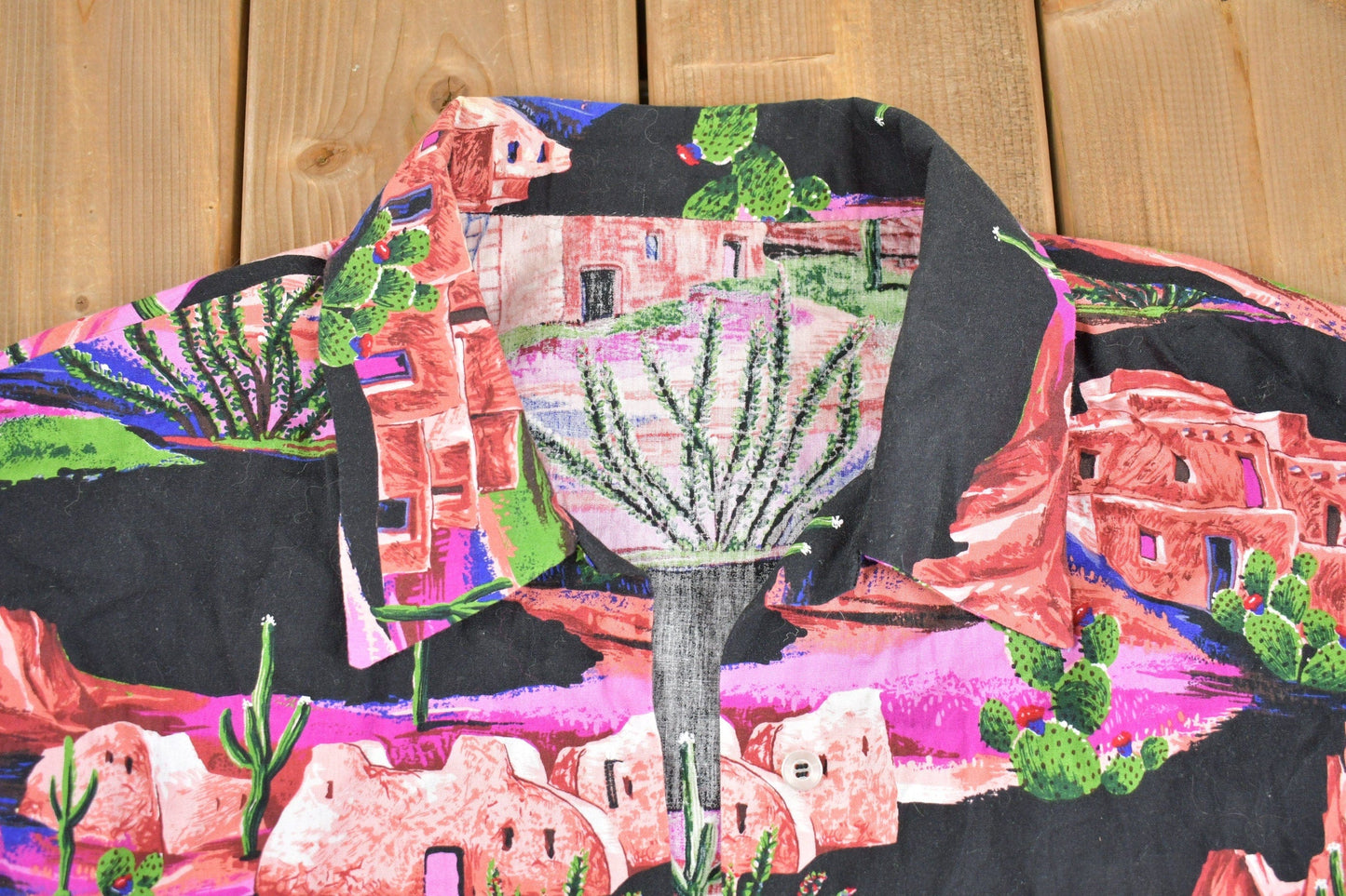 Other Clothing > Men's Clothing > Shirts & Tees > Oxfords & Button Downs Vintage 1980s Deadstock South Western Theme Button Up Shirt Men's XL