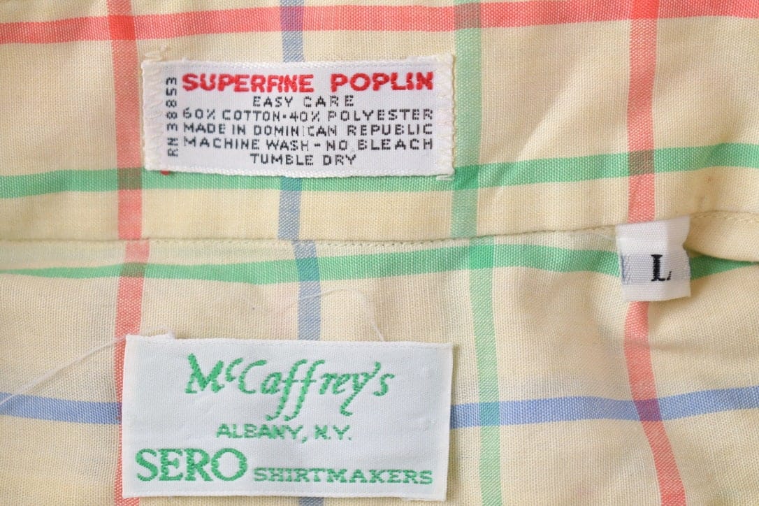 Other Clothing > Men's Clothing > Shirts & Tees > Oxfords & Button Downs Vintage 1980s McCaffreys Plaid Button Up Shirt Men's Large