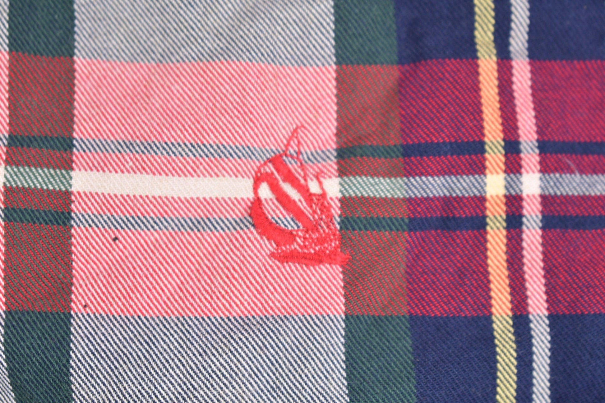 Other Clothing > Men's Clothing > Shirts & Tees > Oxfords & Button Downs Vintage 1980s Nautica Plaid Button Up Shirt Men's XL