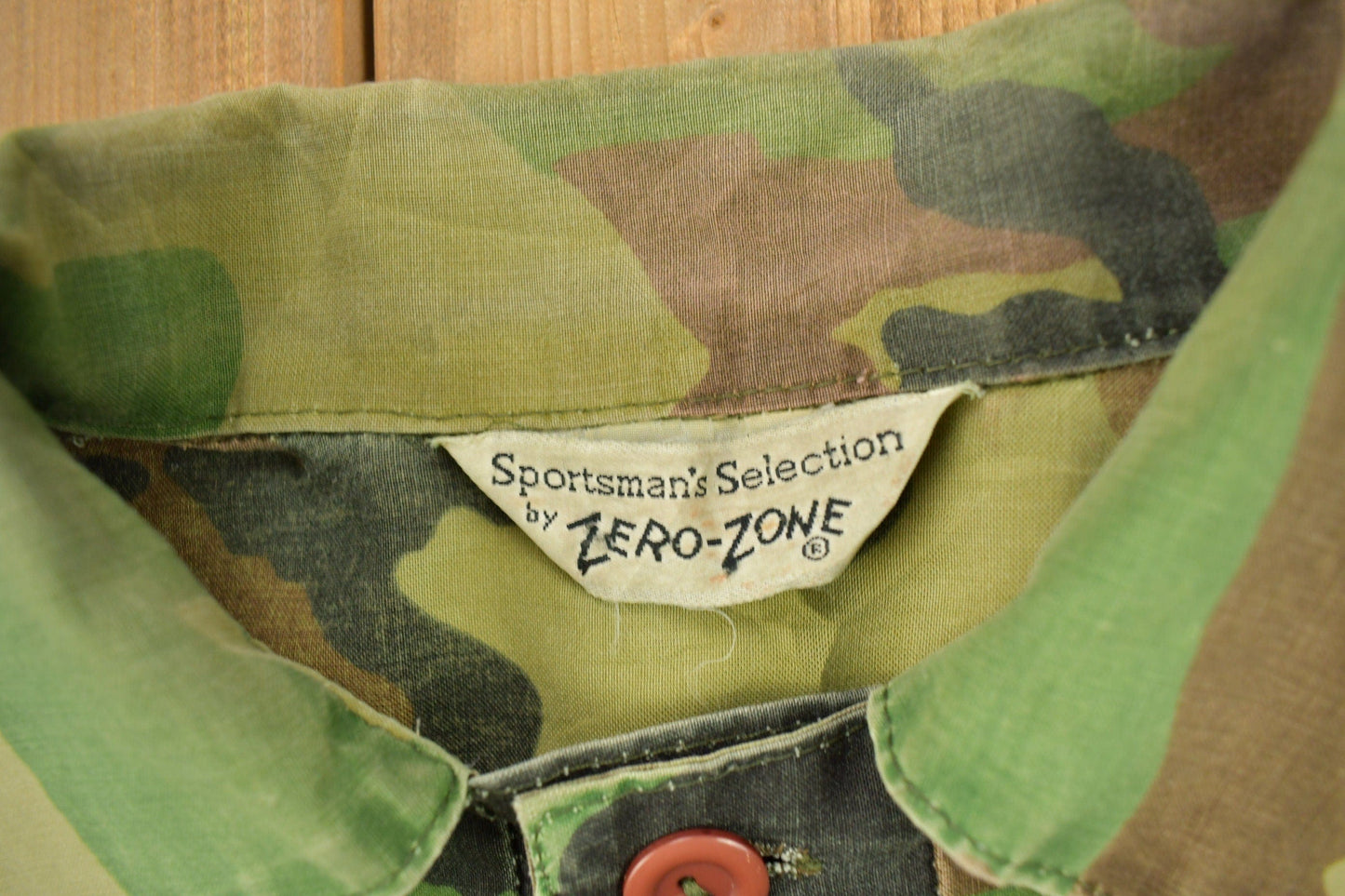 Other Clothing > Men's Clothing > Shirts & Tees > Oxfords & Button Downs Vintage 1980s Sportsman Selection By Zero Zone Camouflage Button Up Shirt Men's Large
