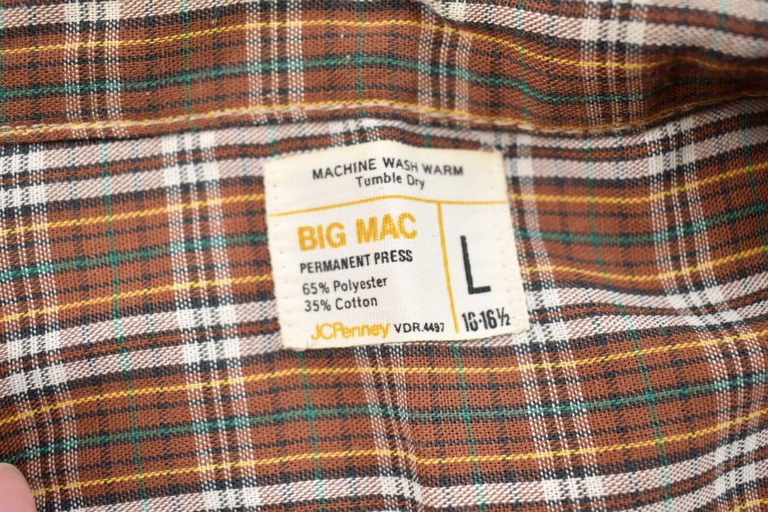 Other Clothing > Men's Clothing > Shirts & Tees > Oxfords & Button Downs Vintage 1990s Big Mac Permanent Press Plaid Flannel Button Up Shirt Men's Large
