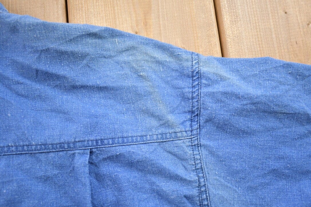 Other Clothing > Men's Clothing > Shirts & Tees > Oxfords & Button Downs Vintage 1990s Blank Jean Short Sleeve Button Up Shirt / 1990s Button Up / Vintage Jean Button Up / Basic Button Up / Vintage Jean Shirt