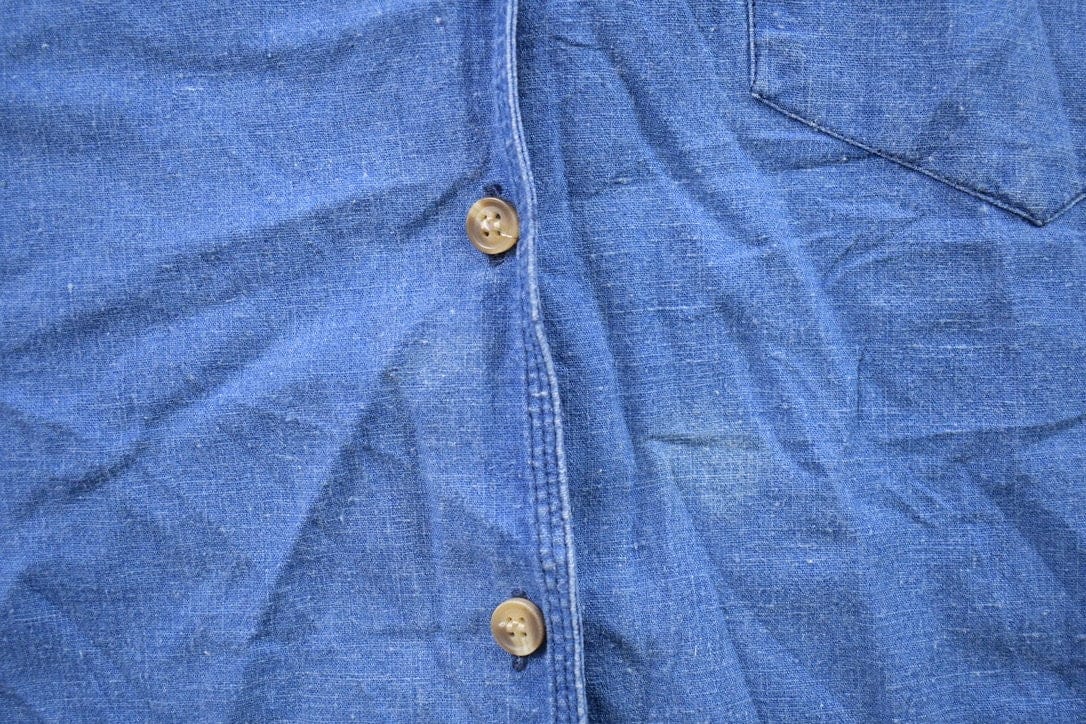 Other Clothing > Men's Clothing > Shirts & Tees > Oxfords & Button Downs Vintage 1990s Blank Jean Short Sleeve Button Up Shirt / 1990s Button Up / Vintage Jean Button Up / Basic Button Up / Vintage Jean Shirt