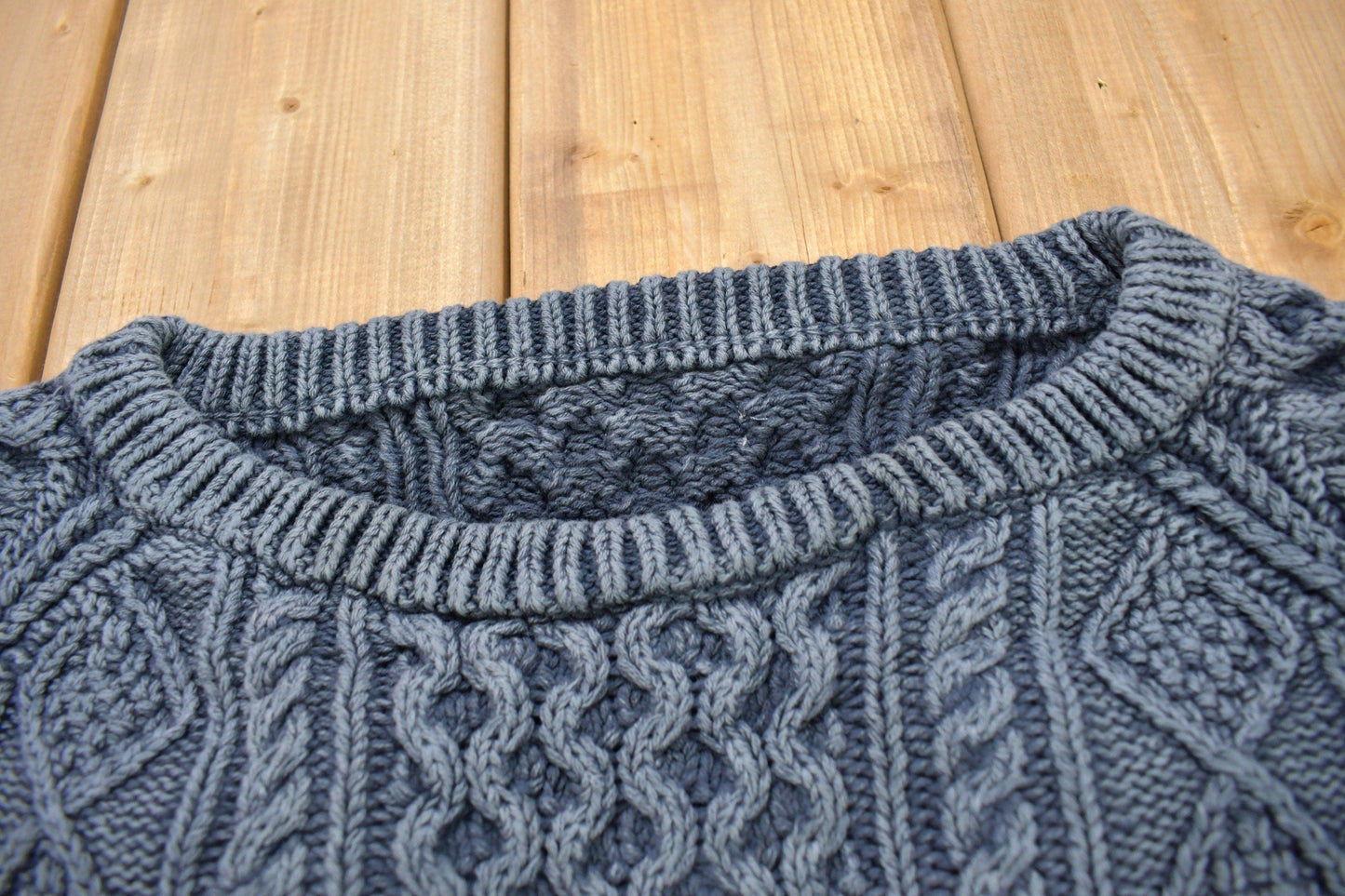 Other Clothing > Women's Clothing > Hoodies & Sweatshirts > Sweatshirts Vintage 1980s Women's 3D Cable Knitted Sweater Women's Large