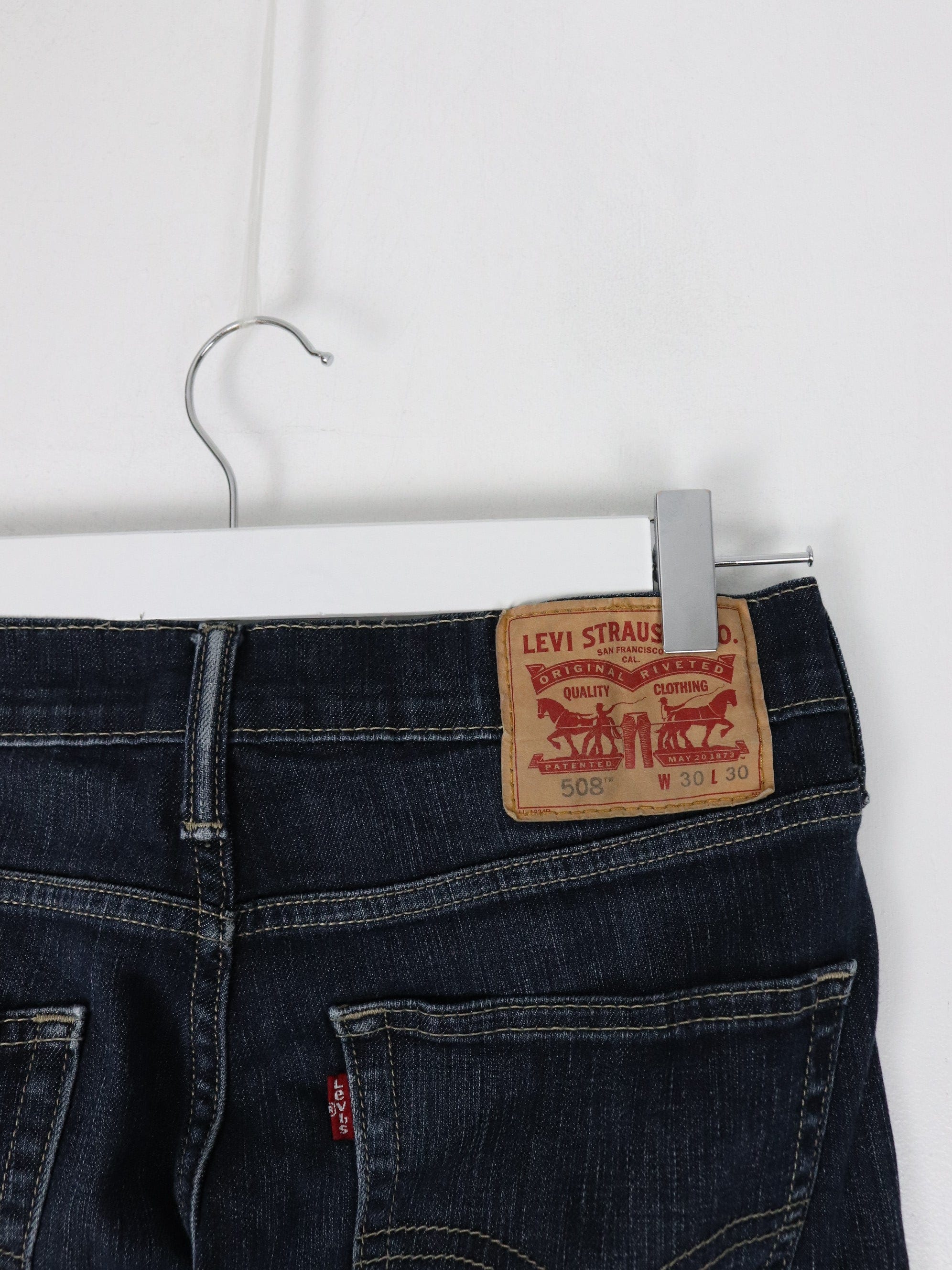 Levis best sale 508 shorts